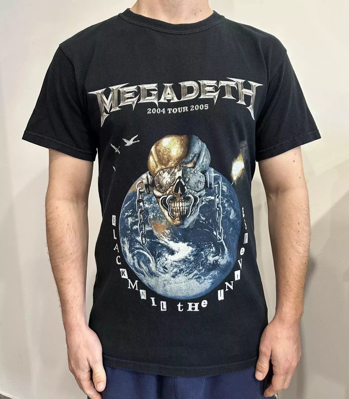 Gildan Vintage 2000s Megadeth 2004 2005 Tour Concert Band T Shirt Hoodie, Sweatshirt | PodTeesHub.com