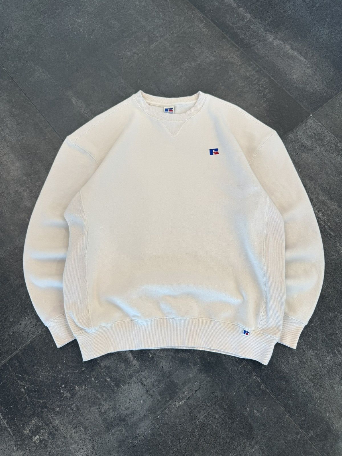 Russell Athletic Vintage Y2k Russell Athletic Crewneck Sweatshirt T-Shirts, Hoodie | PodTeesHub.com