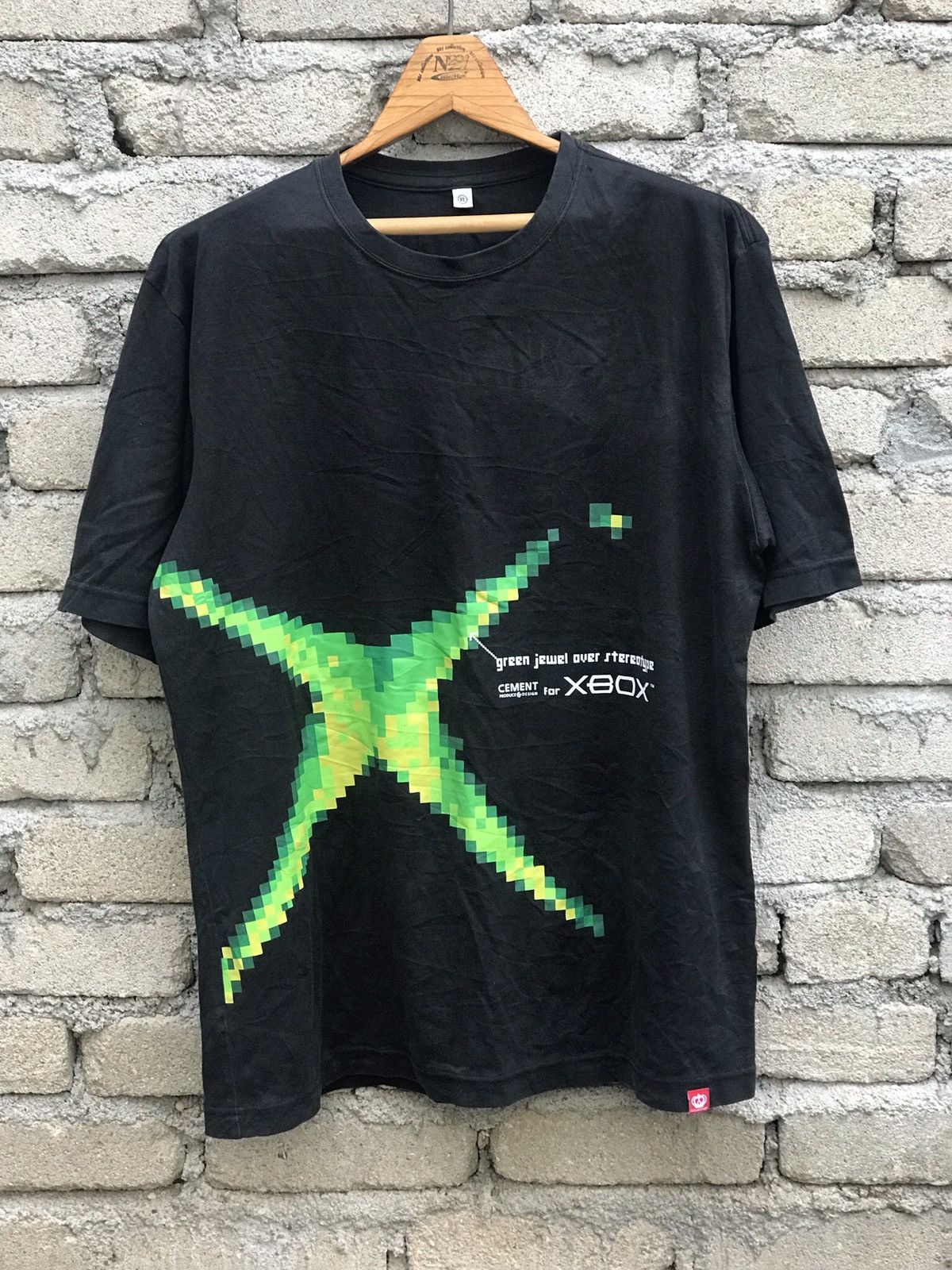 Uniqlo Rare Xbox Shirt Xl Hoodie, Sweatshirt | PodTeesHub.com