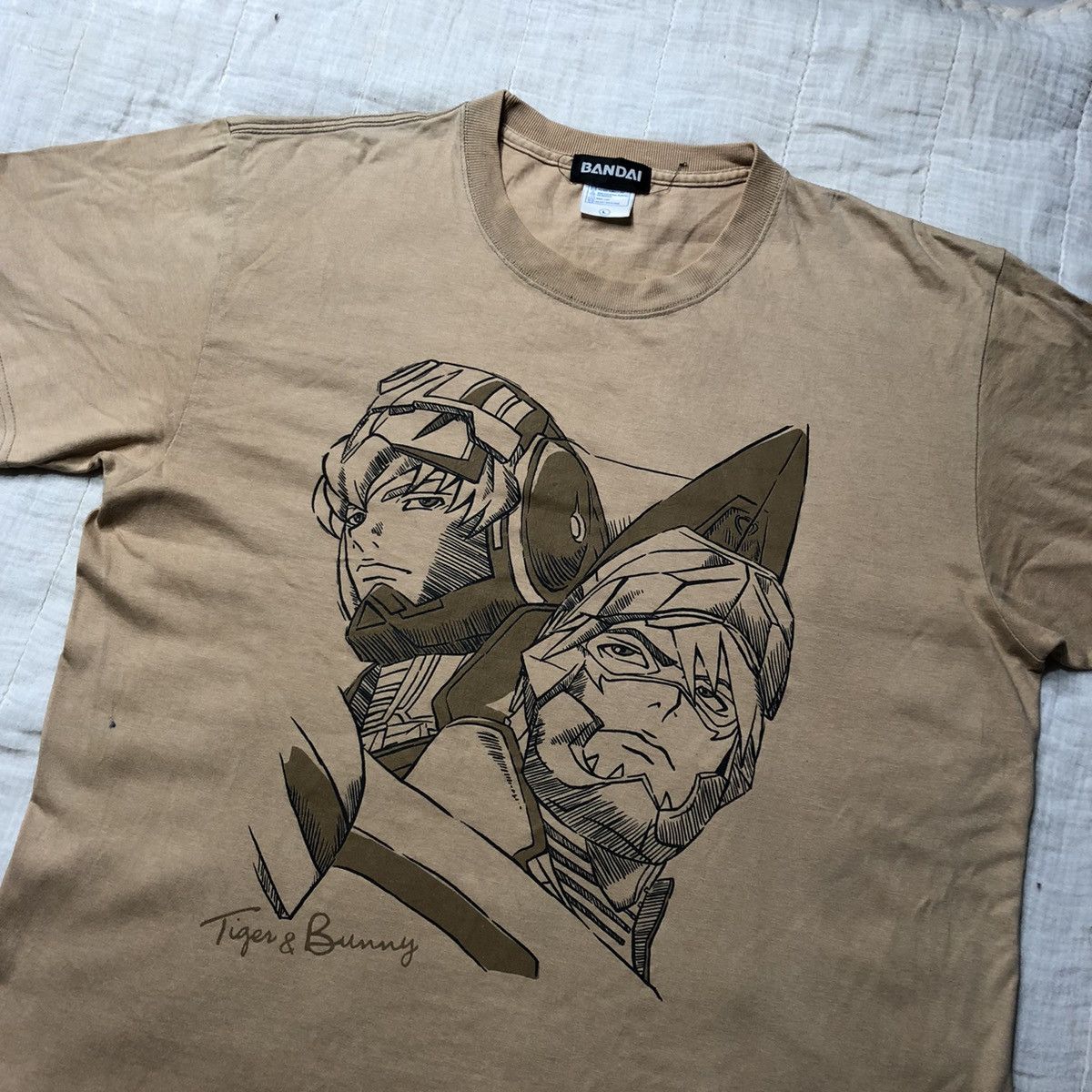 Anime Vintage Tiger Bunny Rare Anime T-Shirts, Hoodie, Sweatshirt