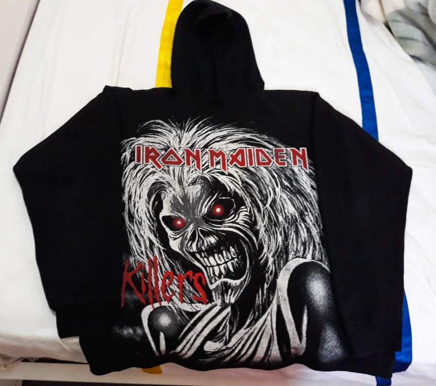 Maiden Iron Maiden 1981 Vintage 80s Rock Band Hoodie 90s T-Shirts, Sweatshirt | PodTeesHub.com