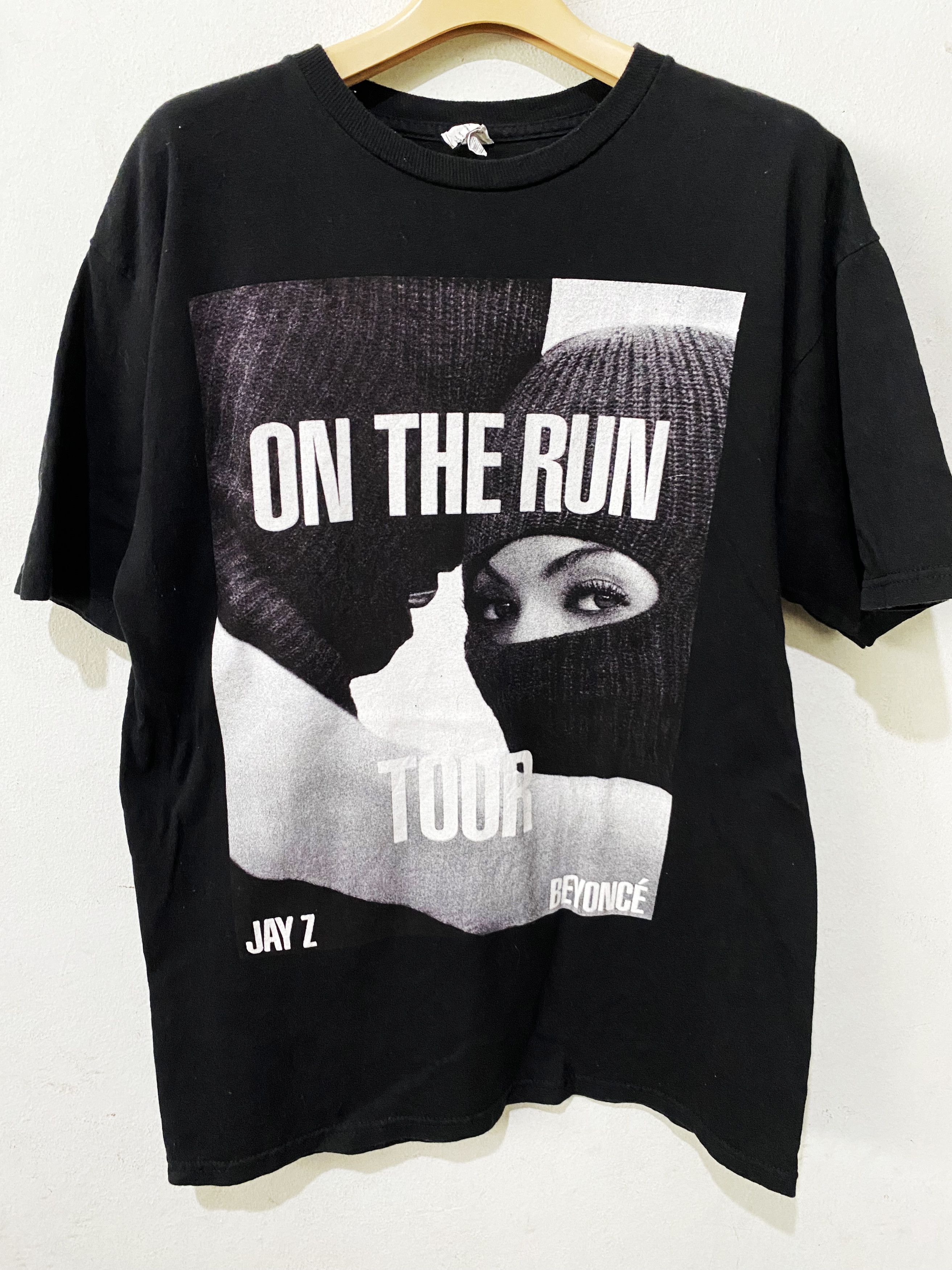 Band Tees 2014 Jay Z On The Run Tour Shirt Hoodie, Sweatshirt | PodTeesHub.com
