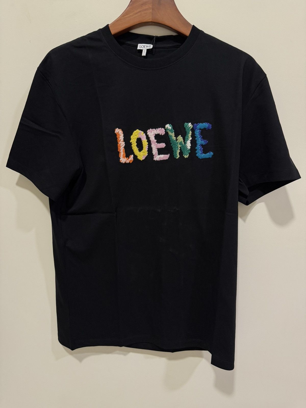 Loewe Black T Shirt Hoodie, Sweatshirt | PodTeesHub.com