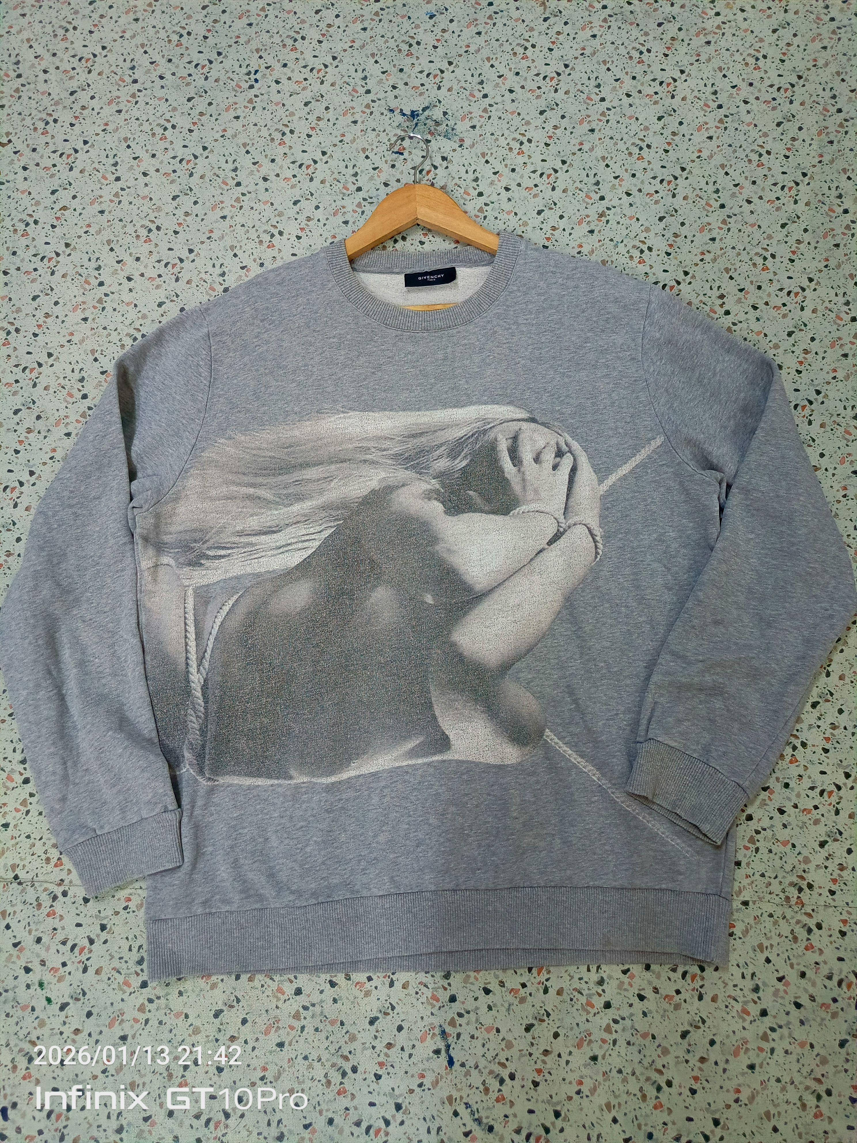 Givenchy Bondage Crewneck Sweater L T-Shirts, Hoodie, Sweatshirt | PodTeesHub.com