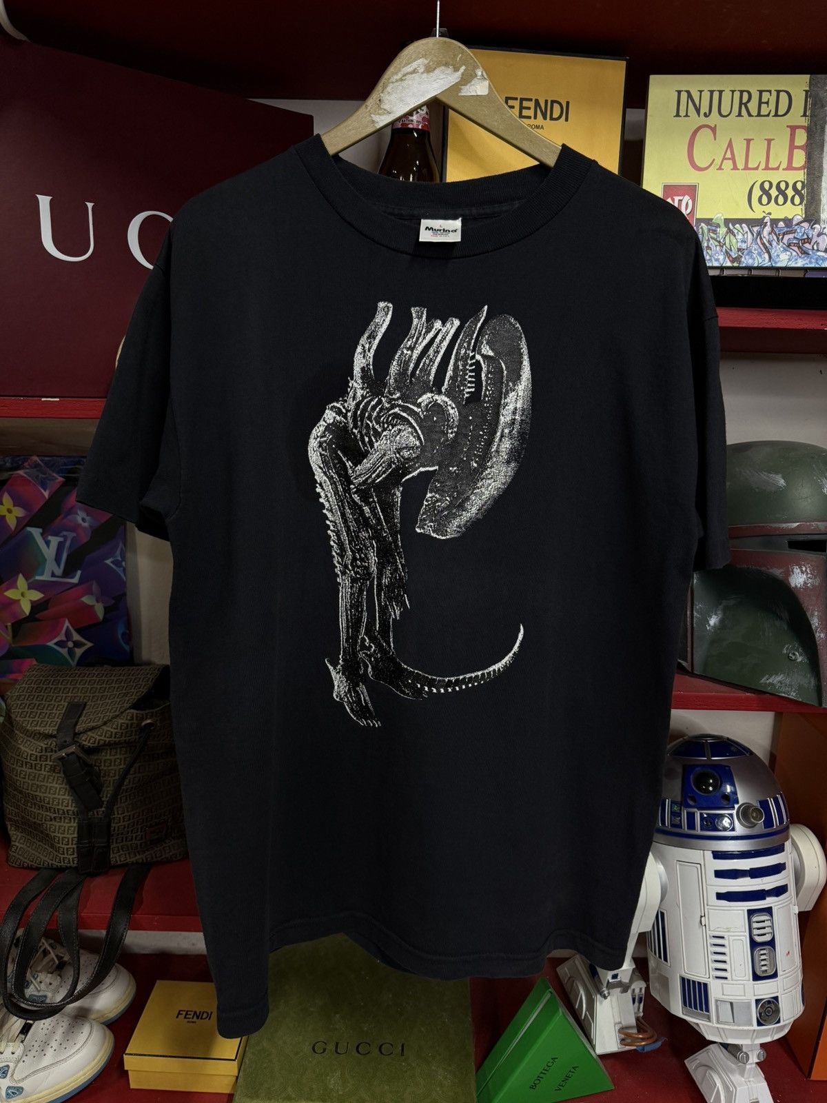 Vintage 90 S Alien Movie T Shirt Vtg Rare Avp Promo Large Hoodie, Sweatshirt | PodTeesHub.com