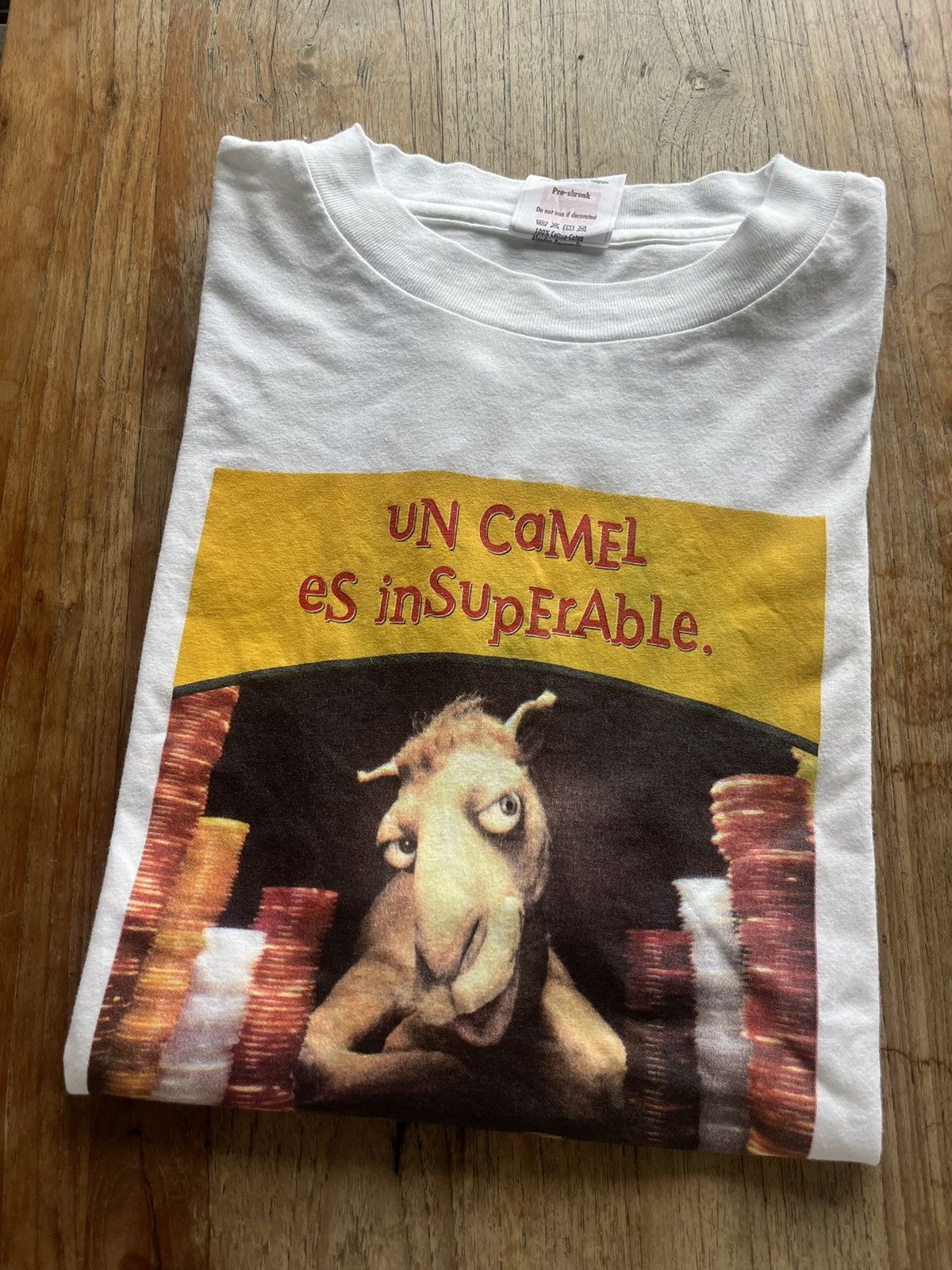 Vintage Camel Es Insuperable Funny T Shirt Hoodie, Sweatshirt | PodTeesHub.com