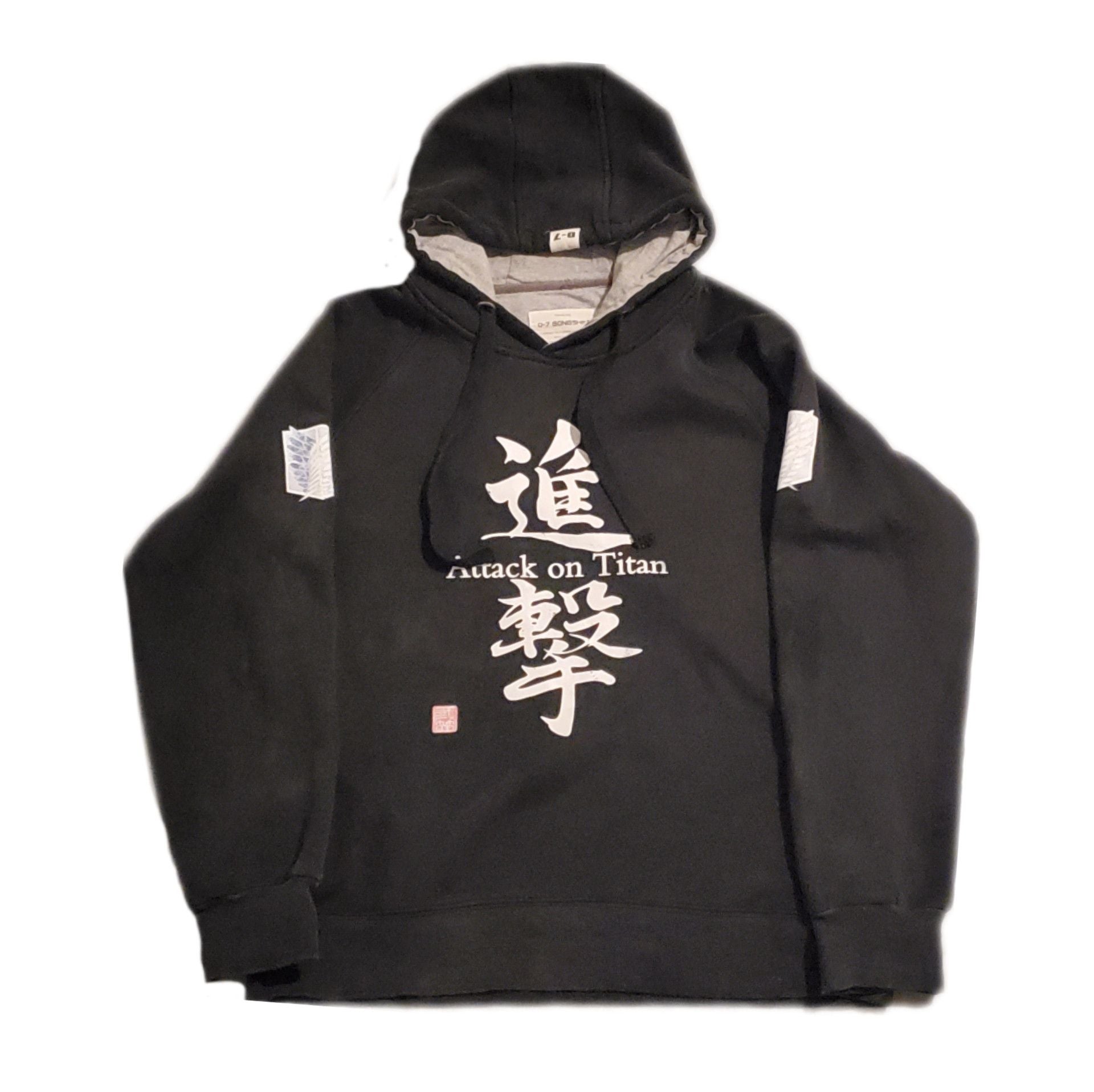 Vintage 2013 Og Attack On Titan Hoodie T-Shirts, Sweatshirt | PodTeesHub.com
