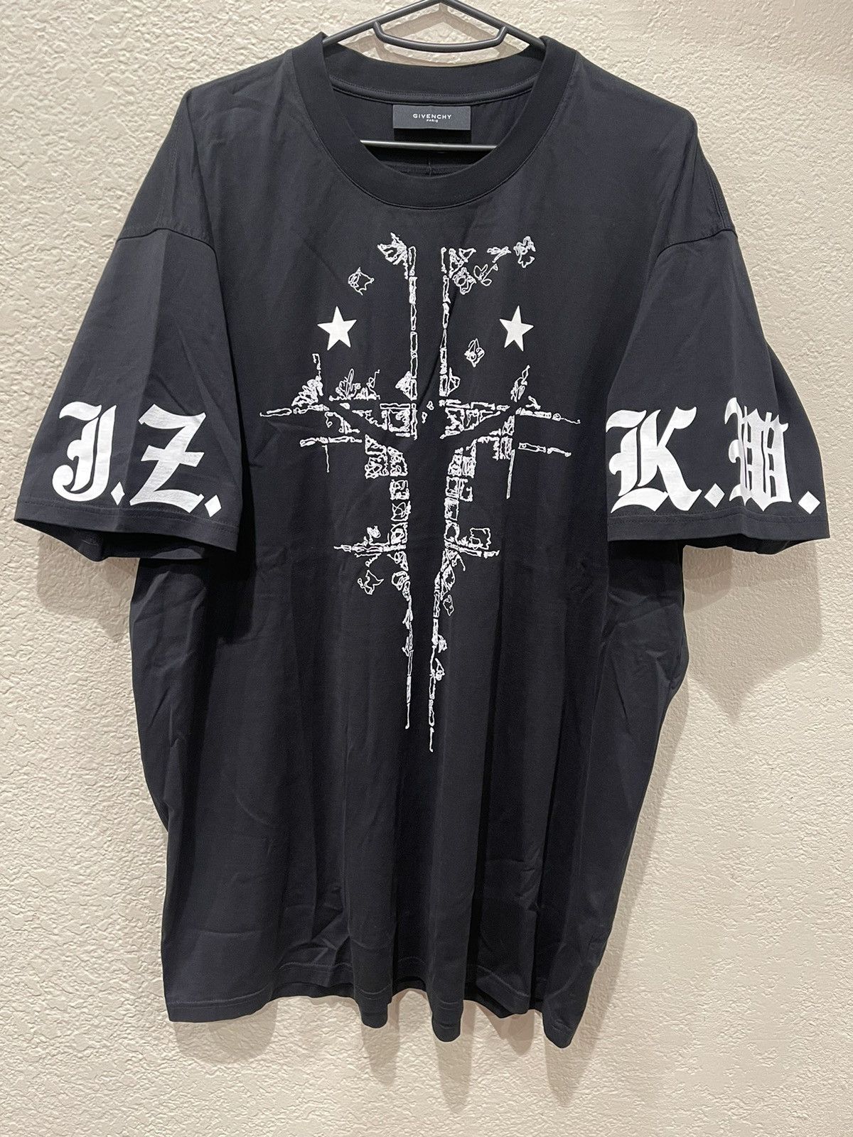 Jay Z X Kanye West Watch The Throne Tour Tee Ricardo Tisci Unreleased Xxl Rare Hoodie, Sweatshirt | PodTeesHub.com