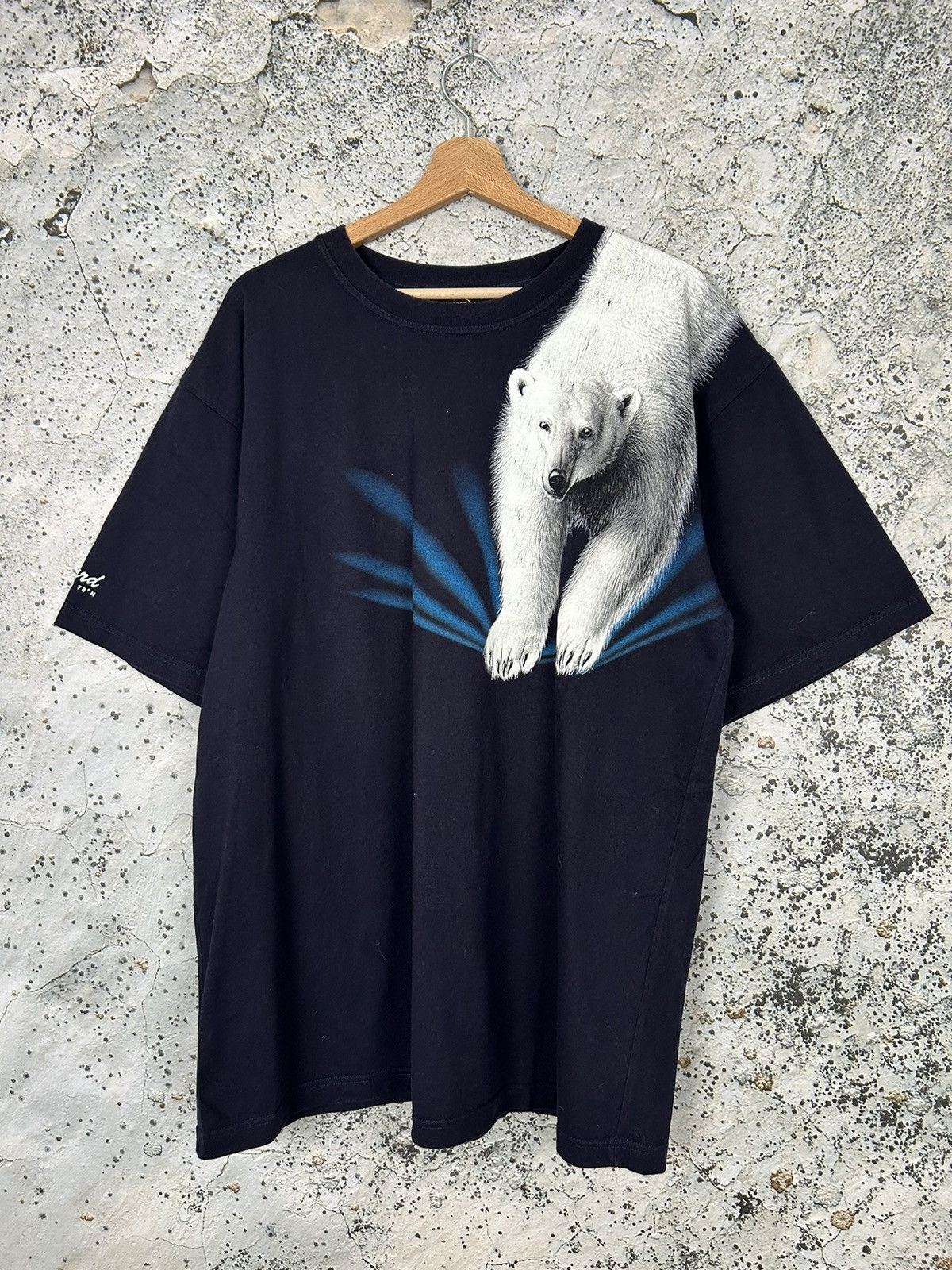 Vintage Polar Bear Graphic Tee Animal 90s Streetwear Hoodie, Sweatshirt | PodTeesHub.com