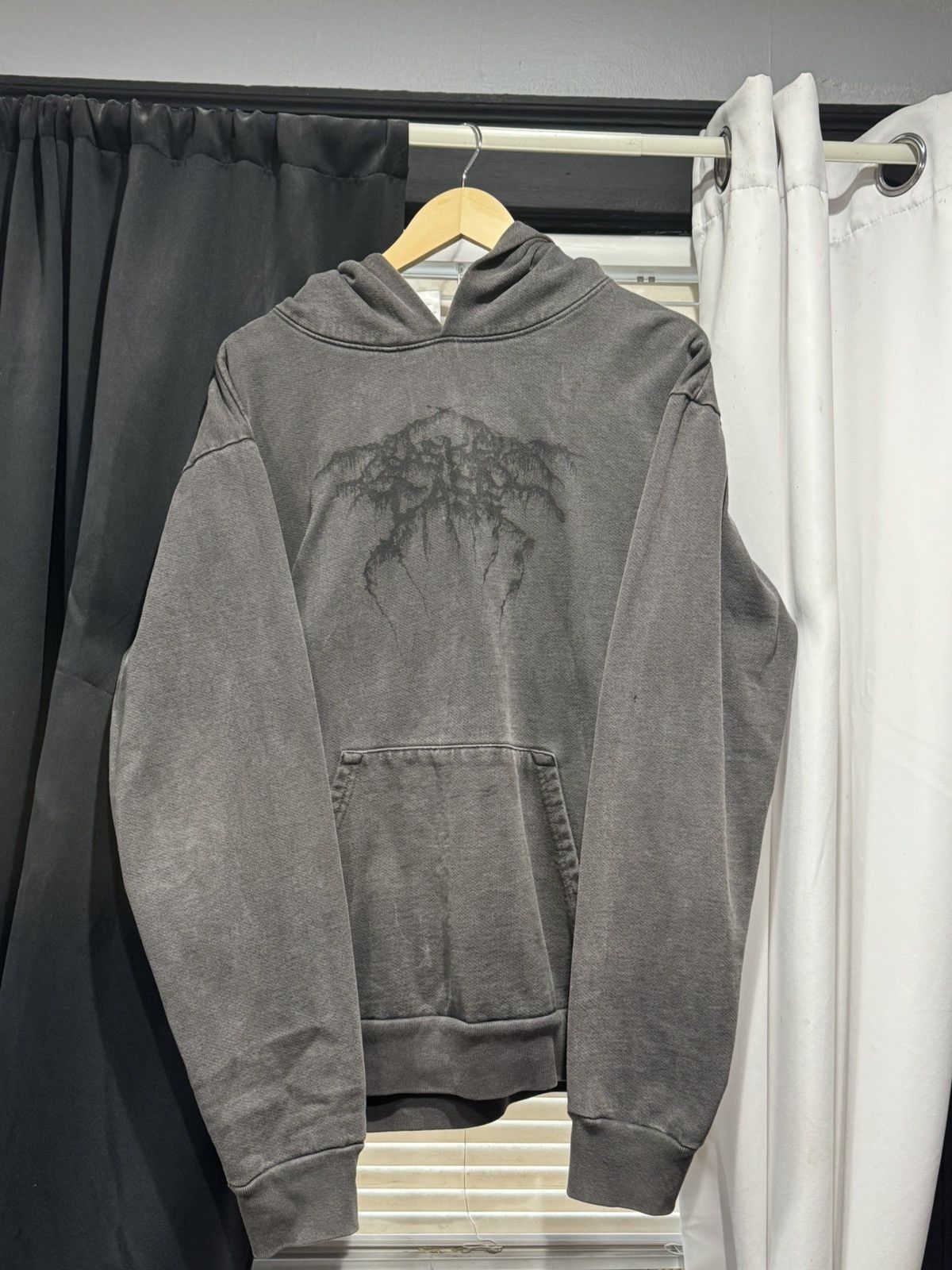 Gallery Basketcase Gallery Hoodie T-Shirts, Sweatshirt | PodTeesHub.com