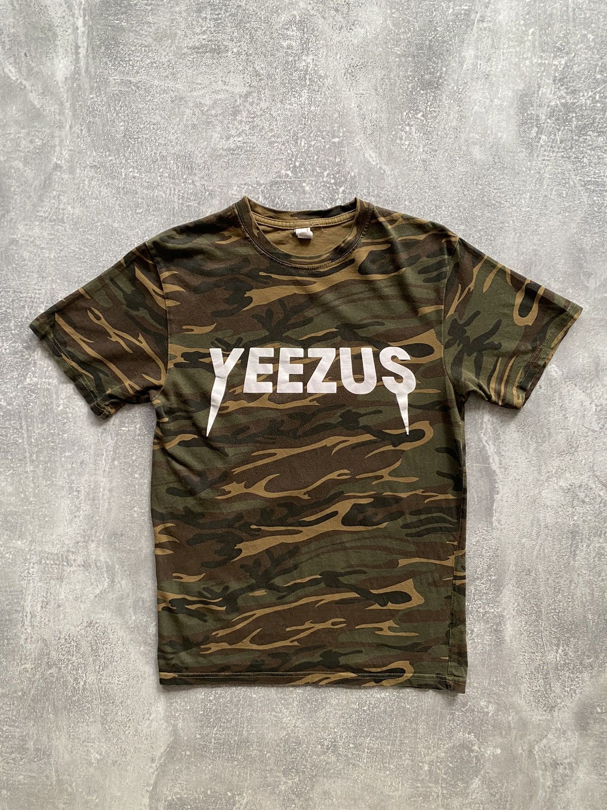 Rap Tees X Vintage Yeezus Kanye West Merch Tour Camo T Shirt Hoodie, Sweatshirt | PodTeesHub.com