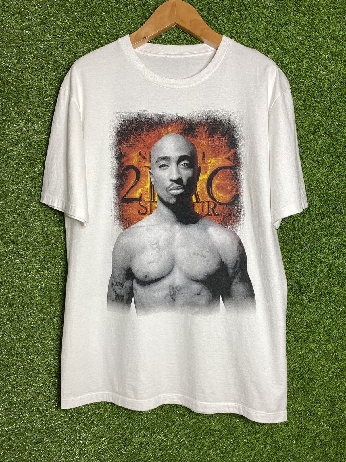 Vintage 2pac Tupac Shakur 00s Rap Tee T Shirt Hoodie, Sweatshirt | PodTeesHub.com