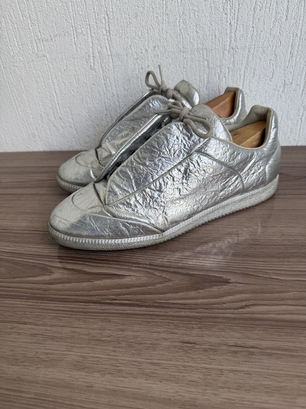 Maison Margiela Crinkled Metallic Silver Future Low T-Shirts, Hoodie, Sweatshirt | PodTeesHub.com