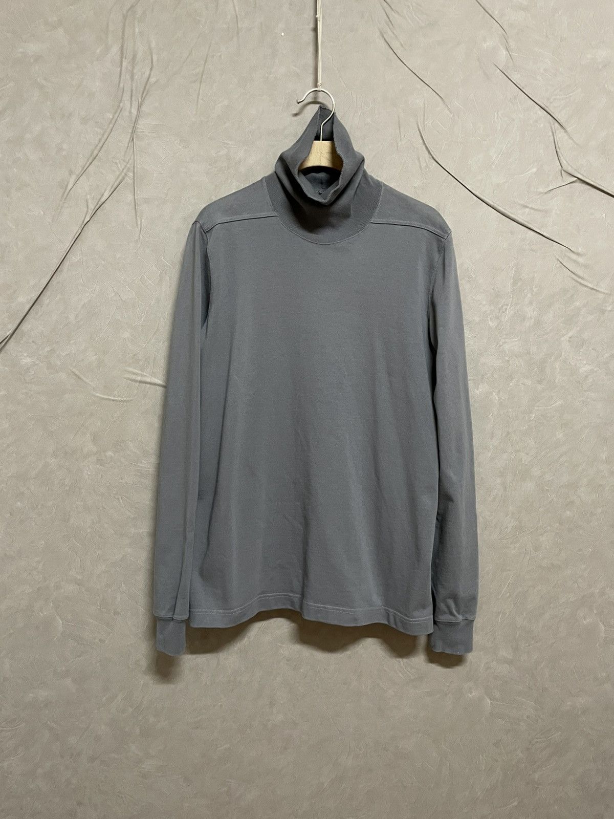 Owens M Rick Owens Grey Turtle Neck Long Sleeve T-Shirts, Hoodie, Sweatshirt | PodTeesHub.com