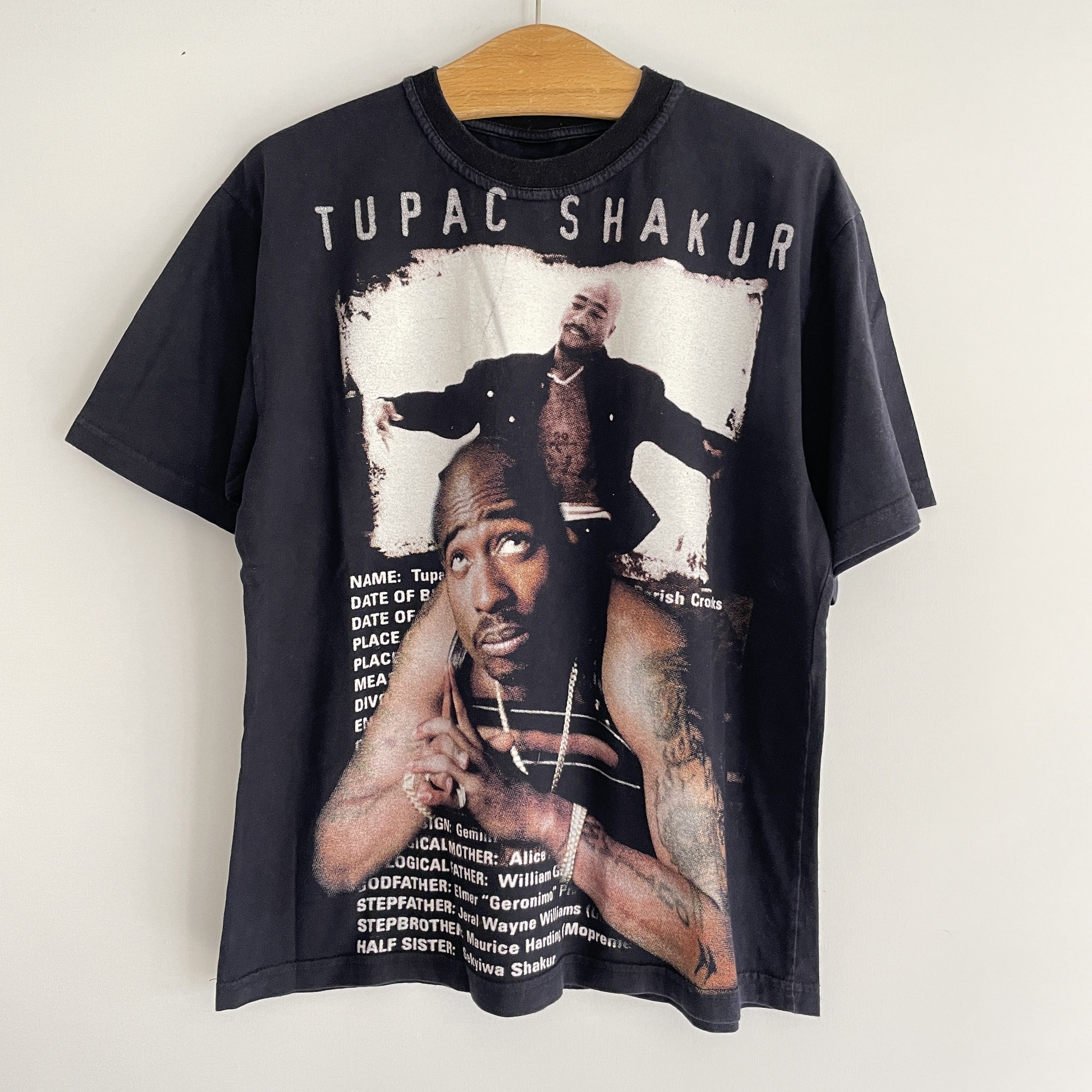 Vintage Early 2000s Tupac 2pac Bootleg T Shirt Hoodie, Sweatshirt | PodTeesHub.com