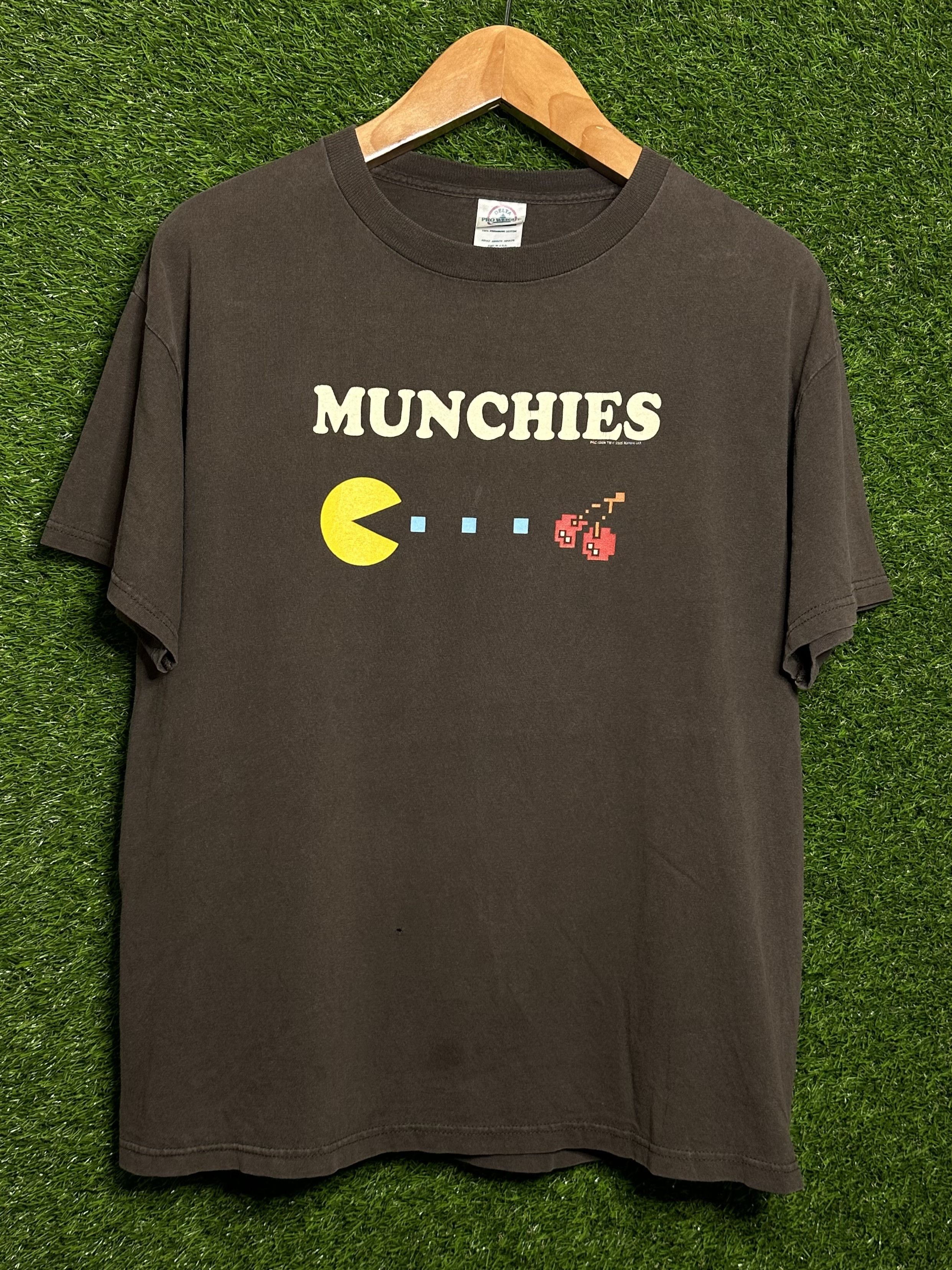 Vintage Pac Man Munchies 2005 Gaming T Shirt Hoodie, Sweatshirt | PodTeesHub.com