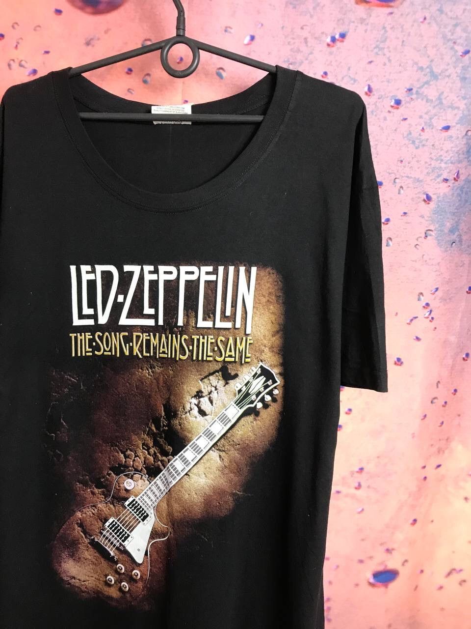 Led Zeppelin X Vintage Vintage Led Zeppelin Band Rock Tee Hoodie, Sweatshirt | PodTeesHub.com