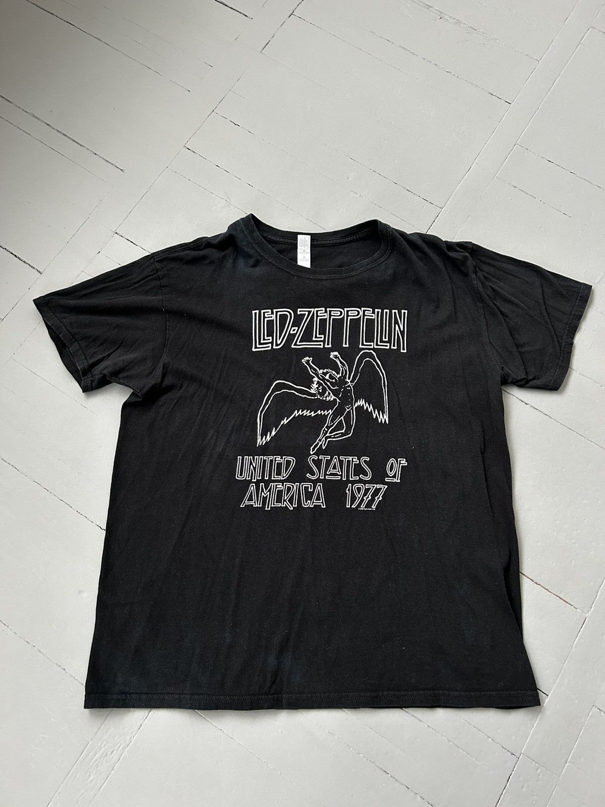 Led Zeppelin Vintage T Shirt 1977 Hoodie, Sweatshirt | PodTeesHub.com