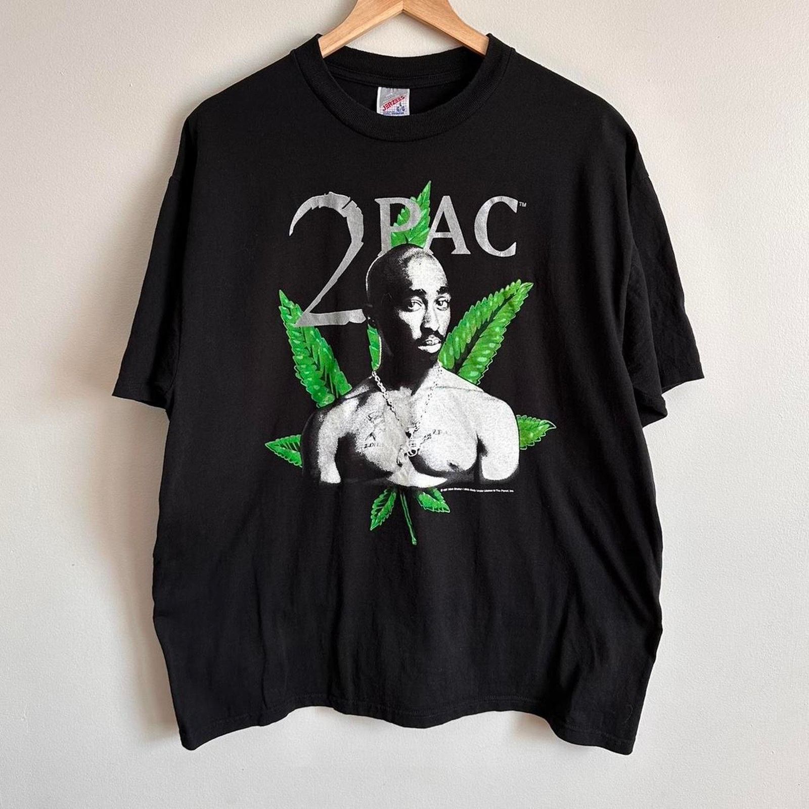 Rap Tees X Vintage Vintage 1997 Tupac Rap Tee Hoodie, Sweatshirt | PodTeesHub.com