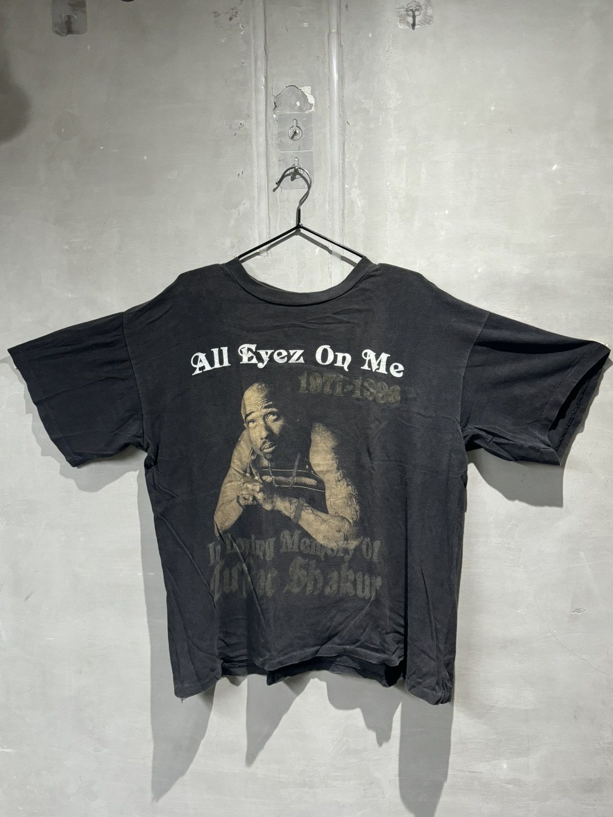 Vintage 90s Tupac Shakur Memorial Rap Tee Hoodie, Sweatshirt | PodTeesHub.com