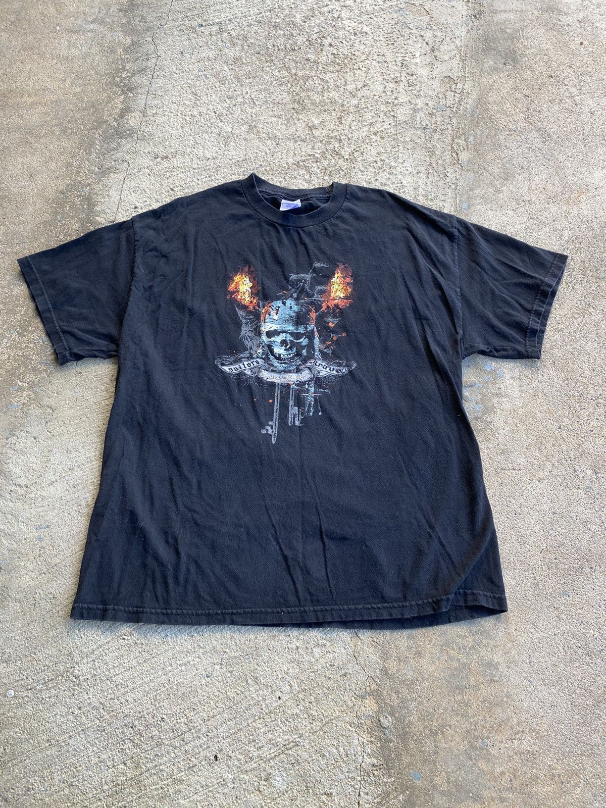 Vintage Y2k Pirates Of The Caribbean Movie Tee Shirt Hoodie, Sweatshirt | PodTeesHub.com