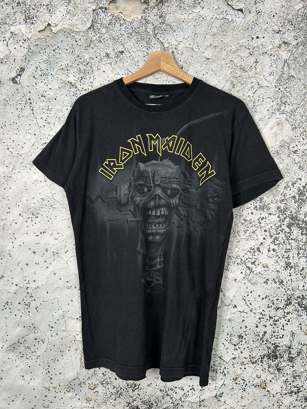 Maiden Vintage Iron Maiden Rock Band Tee Metal Rare Hype Hoodie, Sweatshirt | PodTeesHub.com