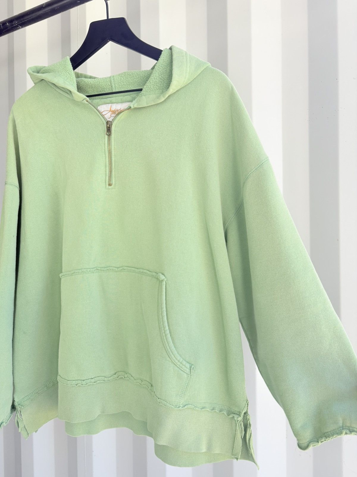 Vintage Boxy Thrashed Sun Faded Hoodie Erd Grunge T-Shirts, Sweatshirt | PodTeesHub.com