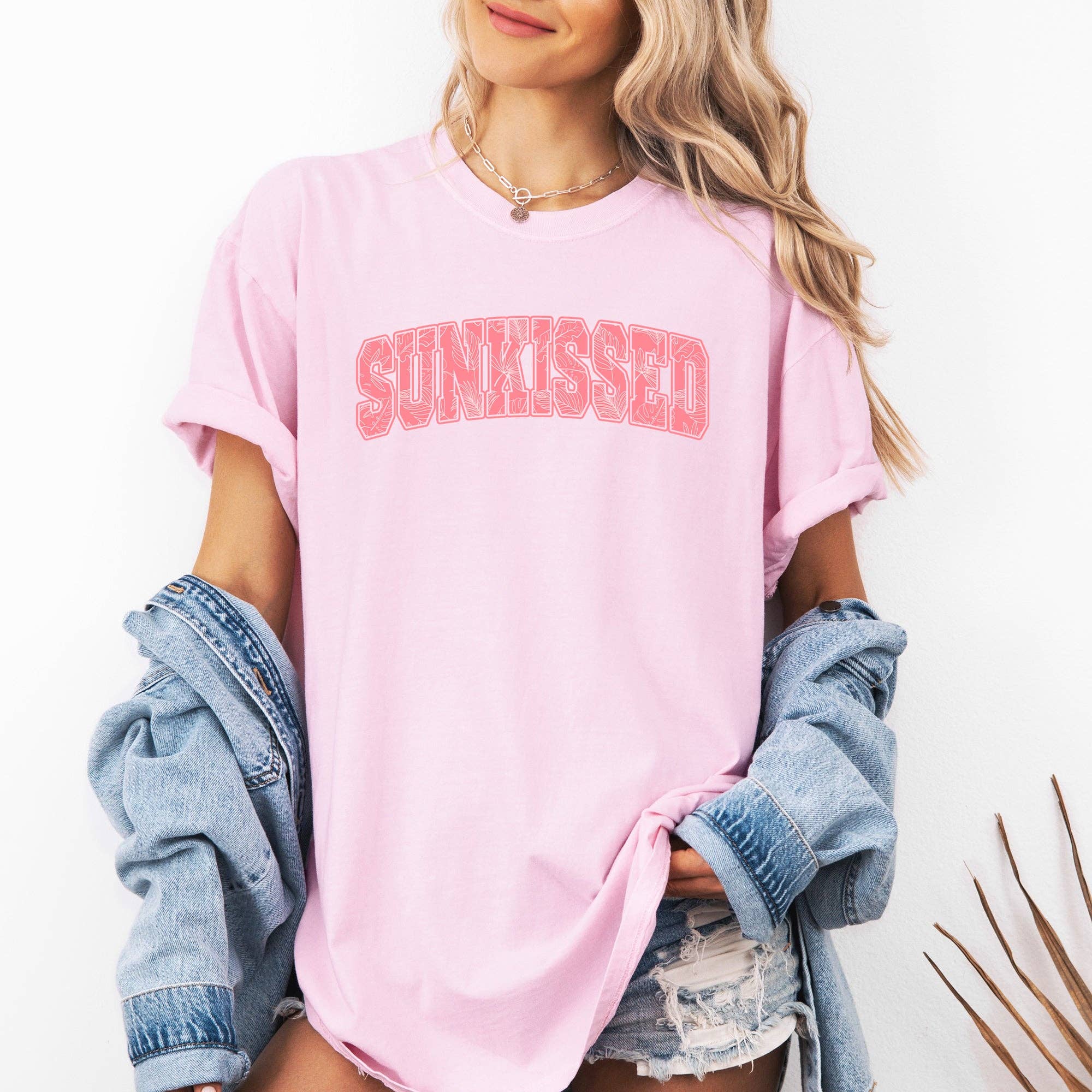 Sunkissed Retro, Palm Trees, Summer, Comfort Colors T-Shirt Hoodie, Sweatshirt | PodTeesHub.com