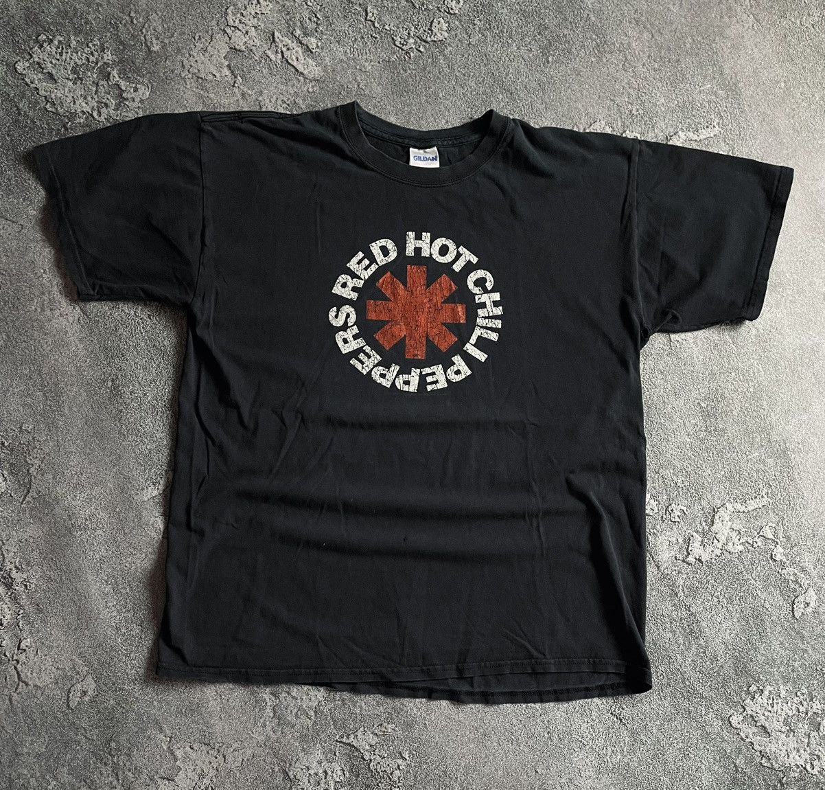 Band Tees Vintage Red Hot Chilli Peppers 2007 Graphic T Shirt Size L Hoodie, Sweatshirt | PodTeesHub.com