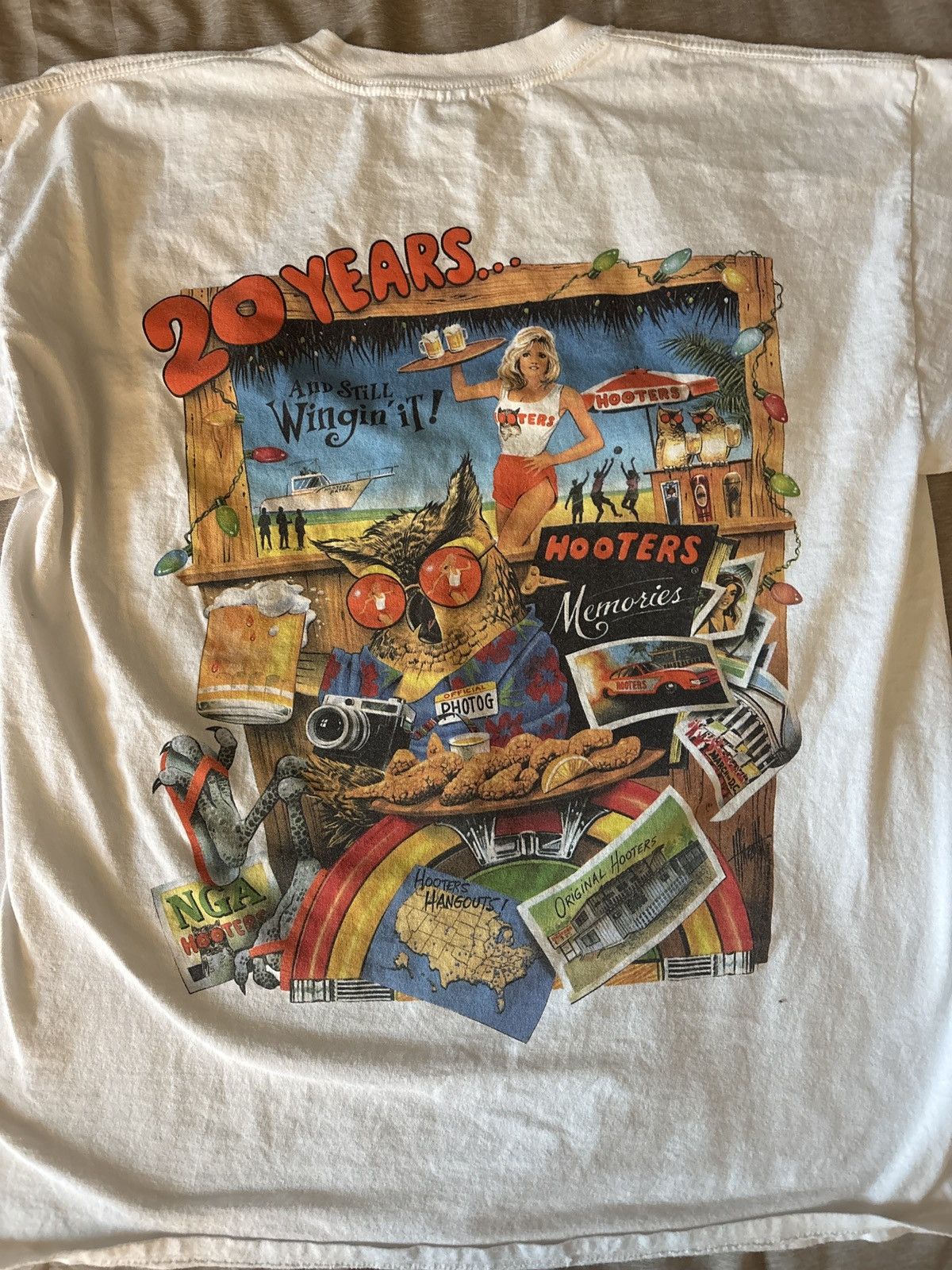 Vintagexlhooters Vintage Tee Hoodie, Sweatshirt | PodTeesHub.com