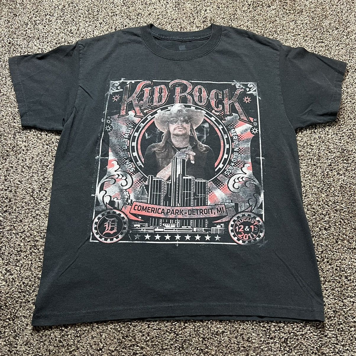 Band Tees Kid Rock Detroit 2011 Tour Tee Size Medium Black Hoodie, Sweatshirt | PodTeesHub.com