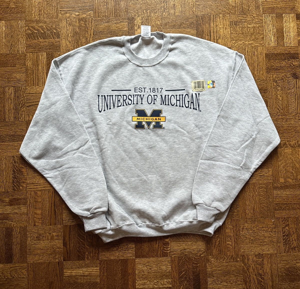 Vintage University Of Michigan Graphic Crewneck Sweatshirt T-Shirts, Hoodie | PodTeesHub.com
