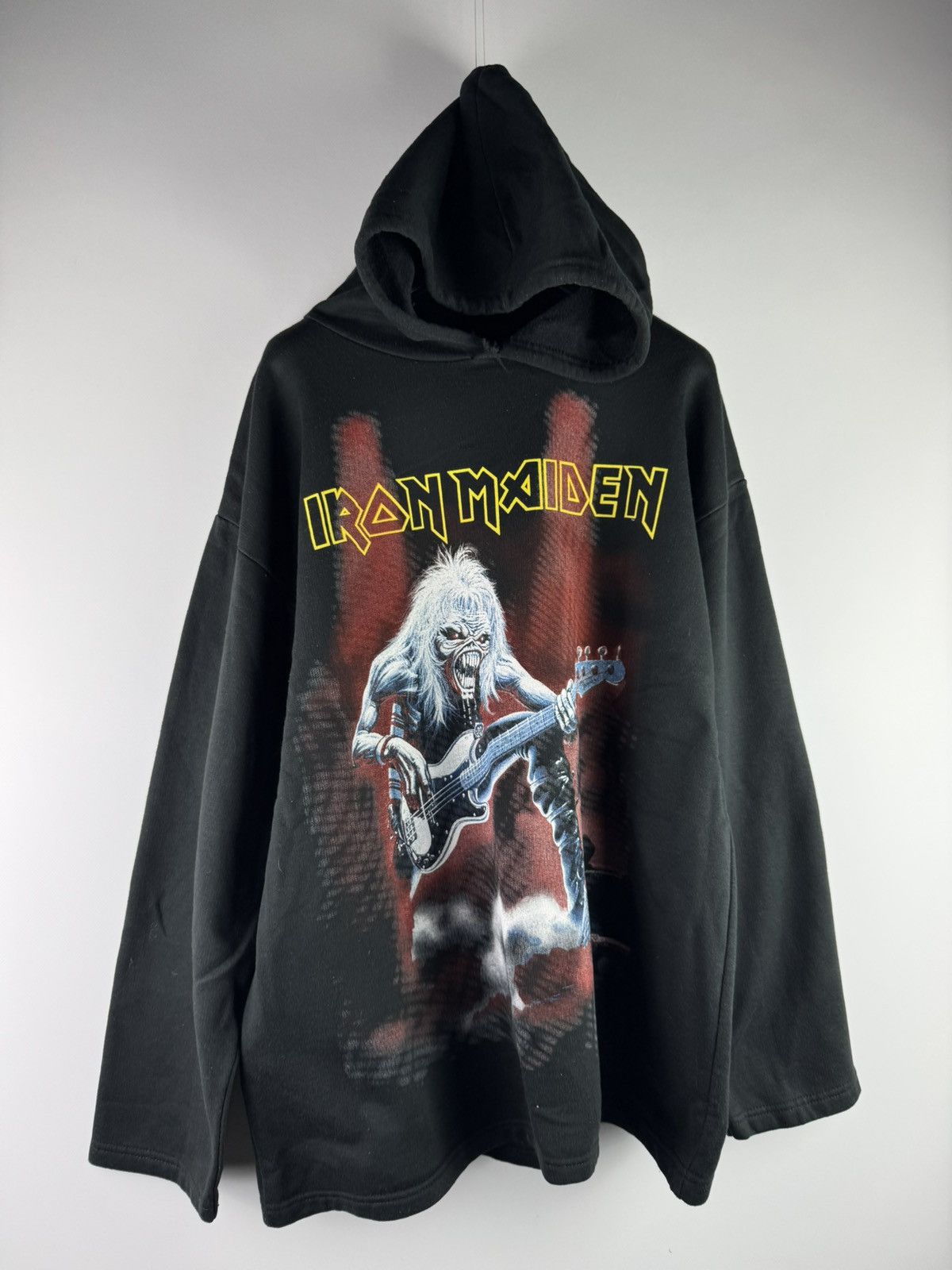 Iron Maiden Vintage 1993s Iron Maiden Hoodie T-Shirts, Sweatshirt | PodTeesHub.com