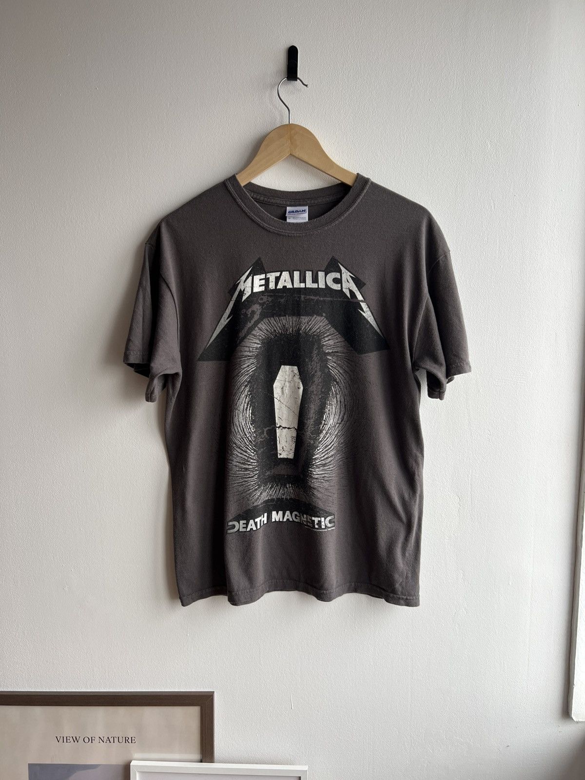 Metallica Vintahe Metallic Death Magnetic World Tour 2010 T-Shirts, Hoodie, Sweatshirt | PodTeesHub.com
