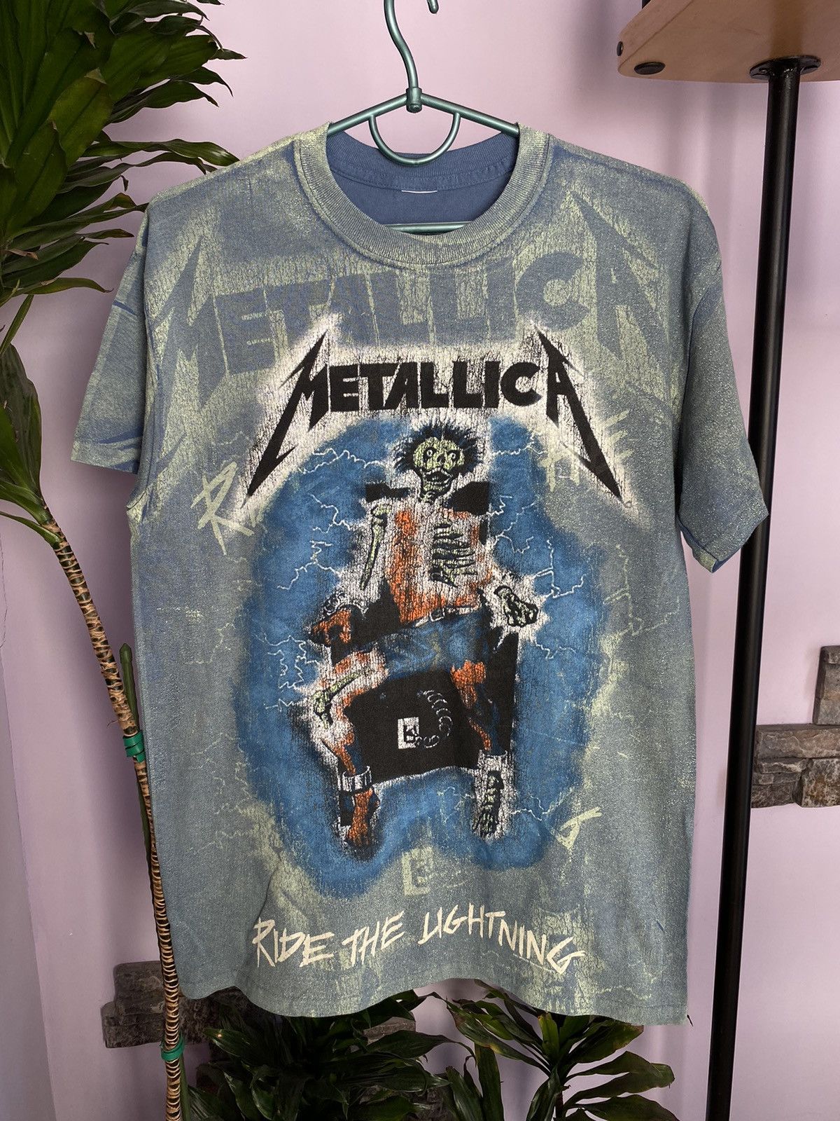 Band Tees Vintage Metallica Ride The Lightning Tour Tee Shirt Hoodie, Sweatshirt | PodTeesHub.com