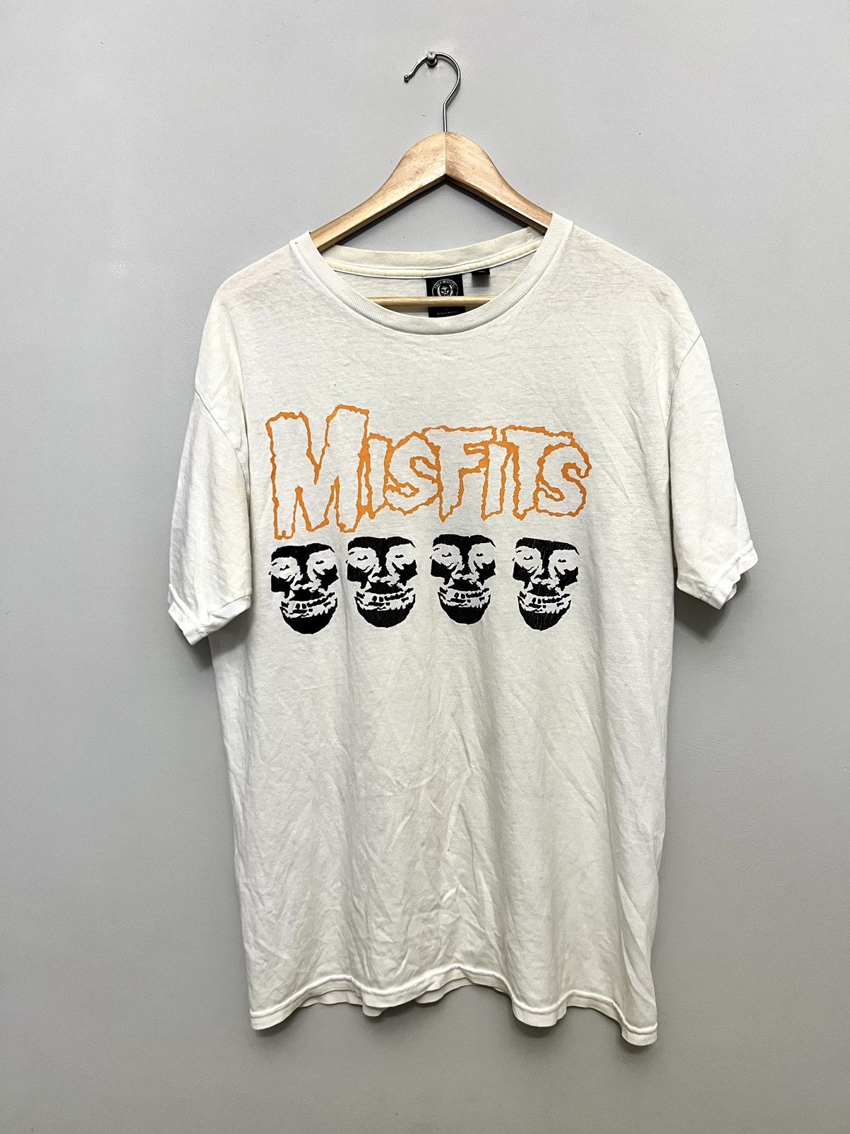 Misfits X Obey Rare Misfits Obey Fiend Club Punk Band Tee Skateboard Medium Hoodie, Sweatshirt | PodTeesHub.com
