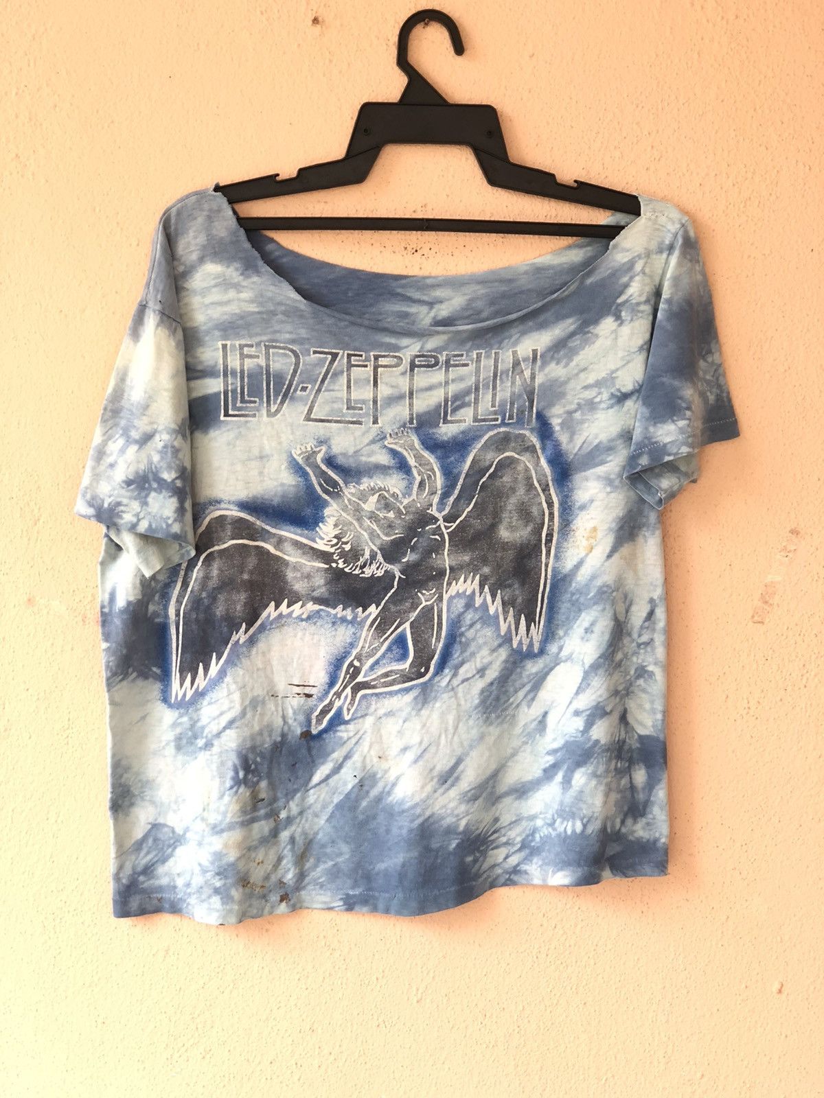 Led Zeppelin X Vintage Vintage 90s Led Zeppelin Distressed Thrashed Tee Hoodie, Sweatshirt | PodTeesHub.com