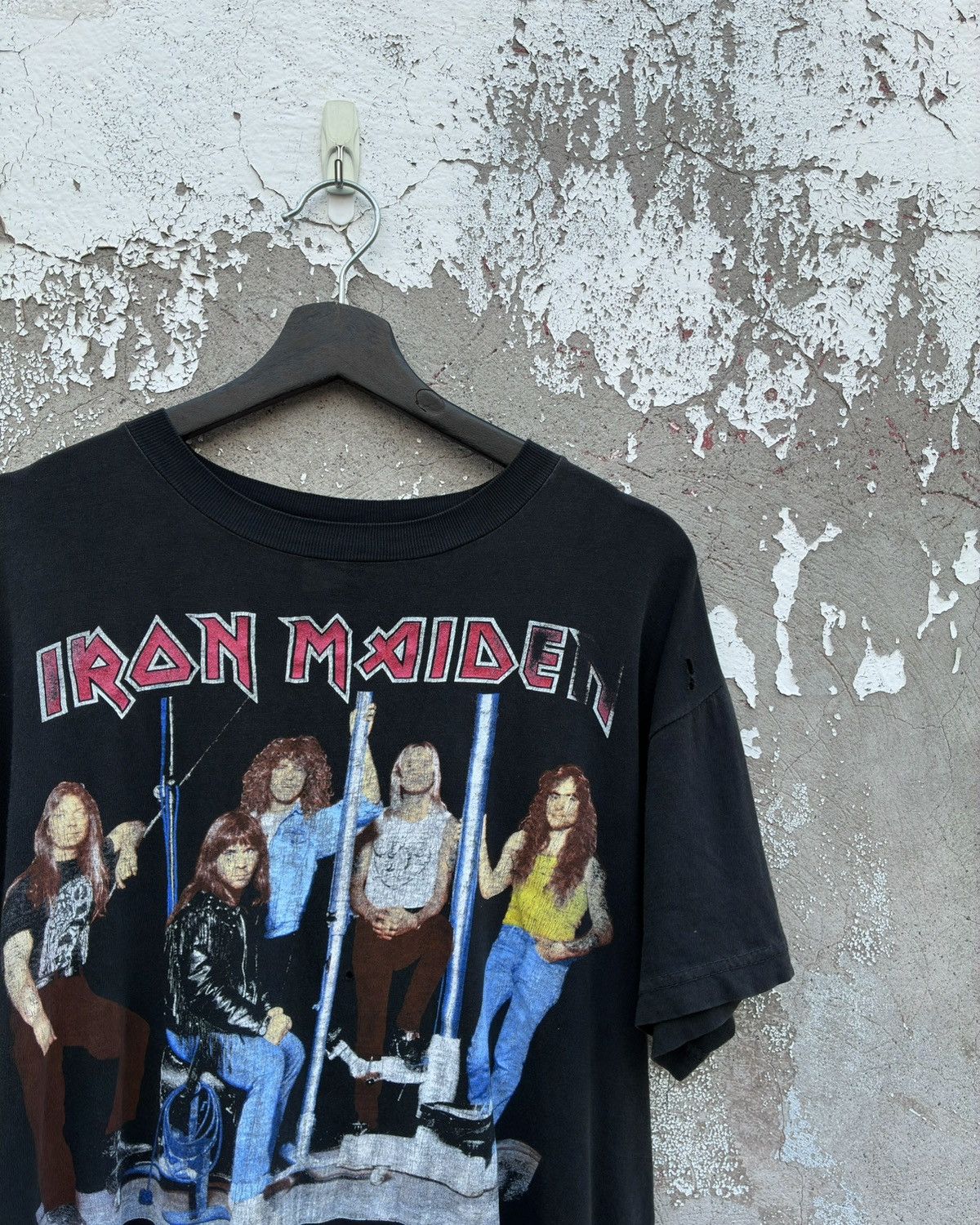 Iron Maiden Vintage 1992 Iron Maiden Fear Of The Dark Mexico Tour Tee Hoodie, Sweatshirt | PodTeesHub.com