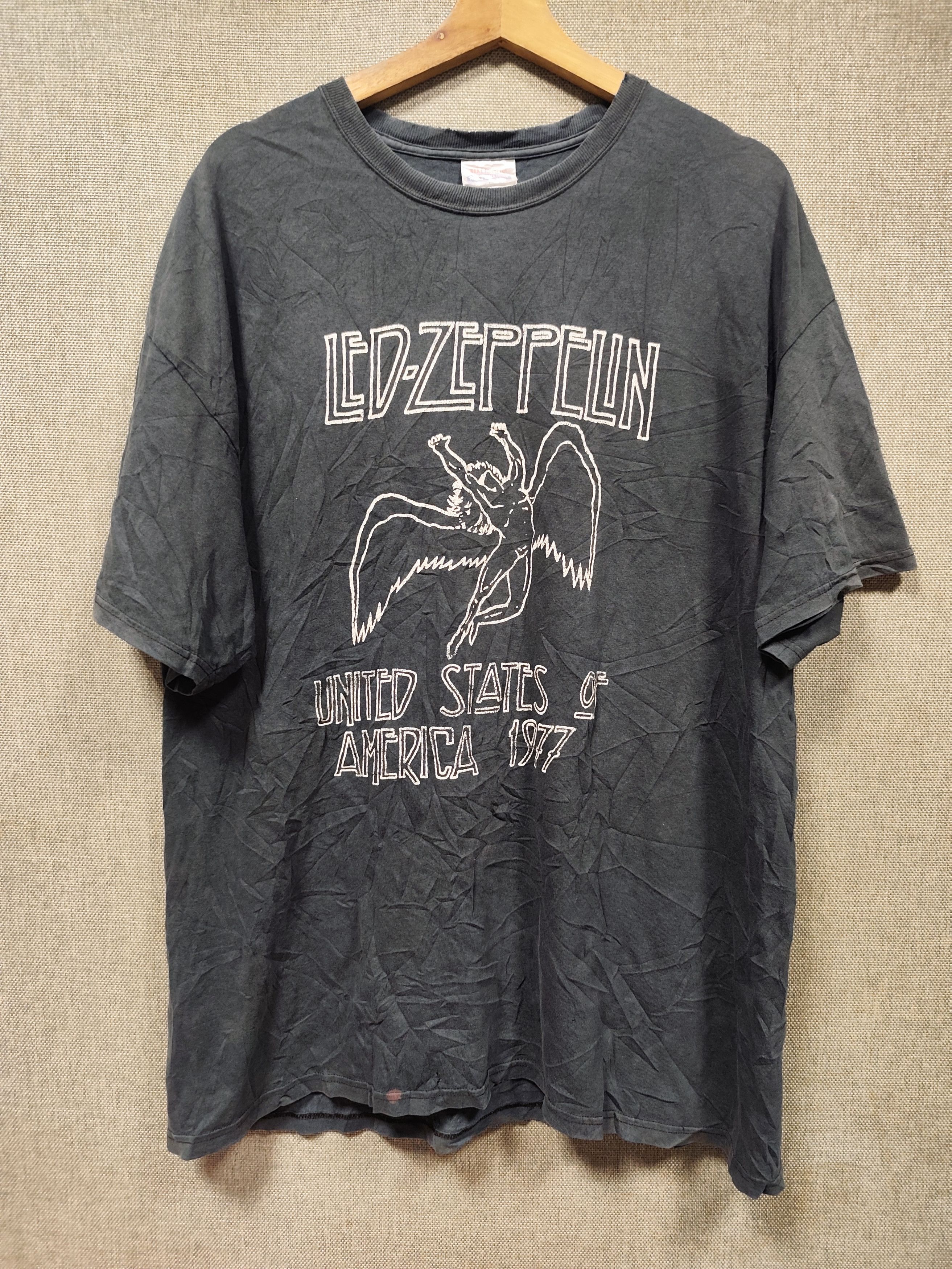 Led Zeppelin Vintage T Shirt Band Led Zeppelin Hoodie, Sweatshirt | PodTeesHub.com
