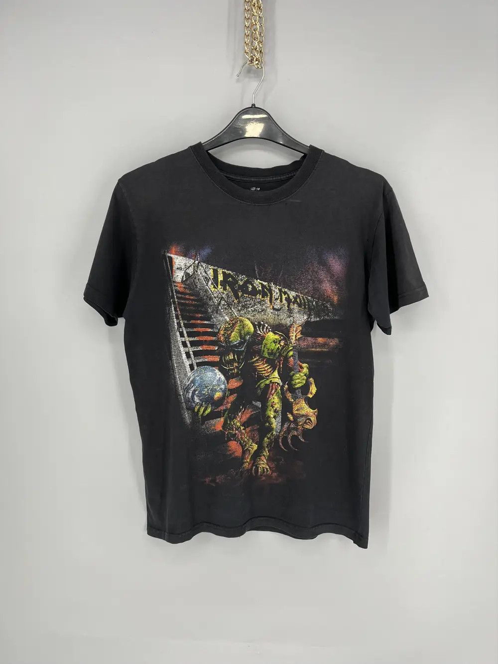 Iron Maiden X Vintage Vintage Iron Maiden The Final Frontier 2011 Tour T Shirt Hoodie, Sweatshirt | PodTeesHub.com