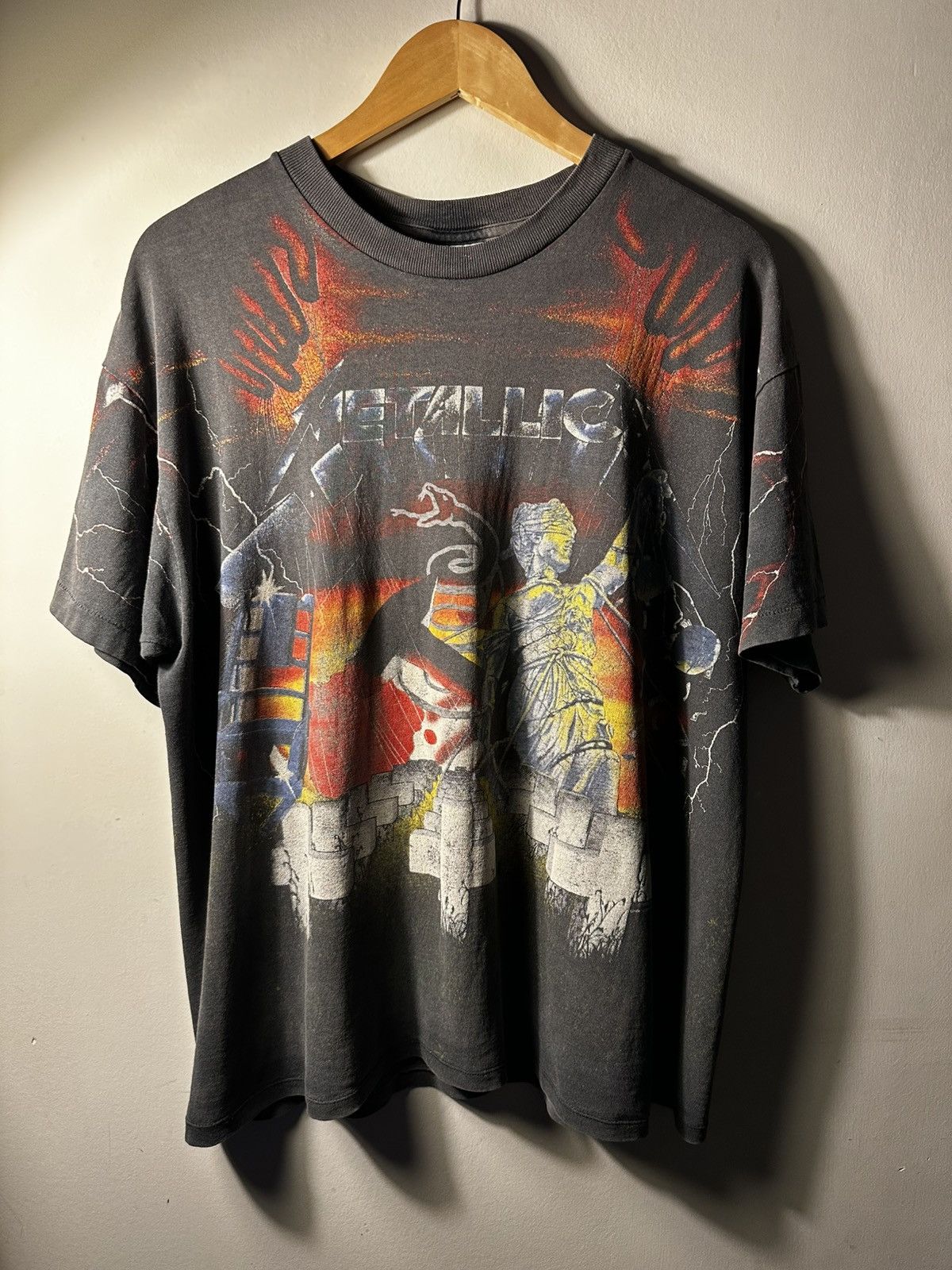Vintage 1991 Metallica Master Of Puppets Aop Faded Xl T-Shirts, Hoodie, Sweatshirt | PodTeesHub.com