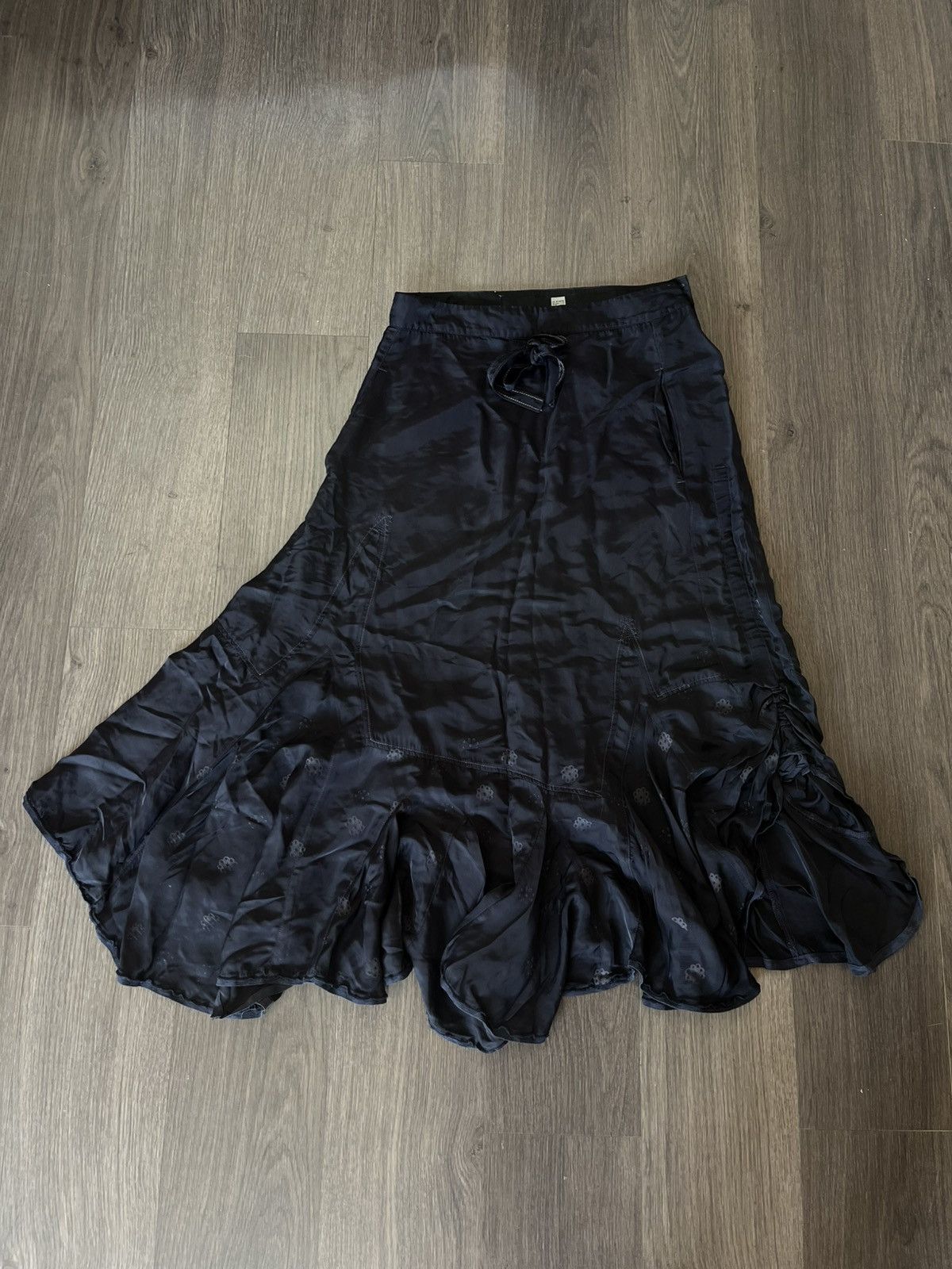 Marithe Francois Girbaud Le Jean De Marithe Francois Girbaud Skirts Sz 36 S 2000s T-Shirts, Hoodie, Sweatshirt