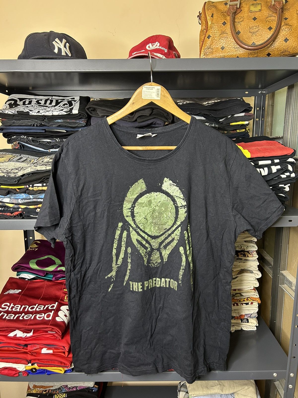 Vintage Predator Movie Tee Black Sci Fi Alien Graphic Hoodie, Sweatshirt | PodTeesHub.com