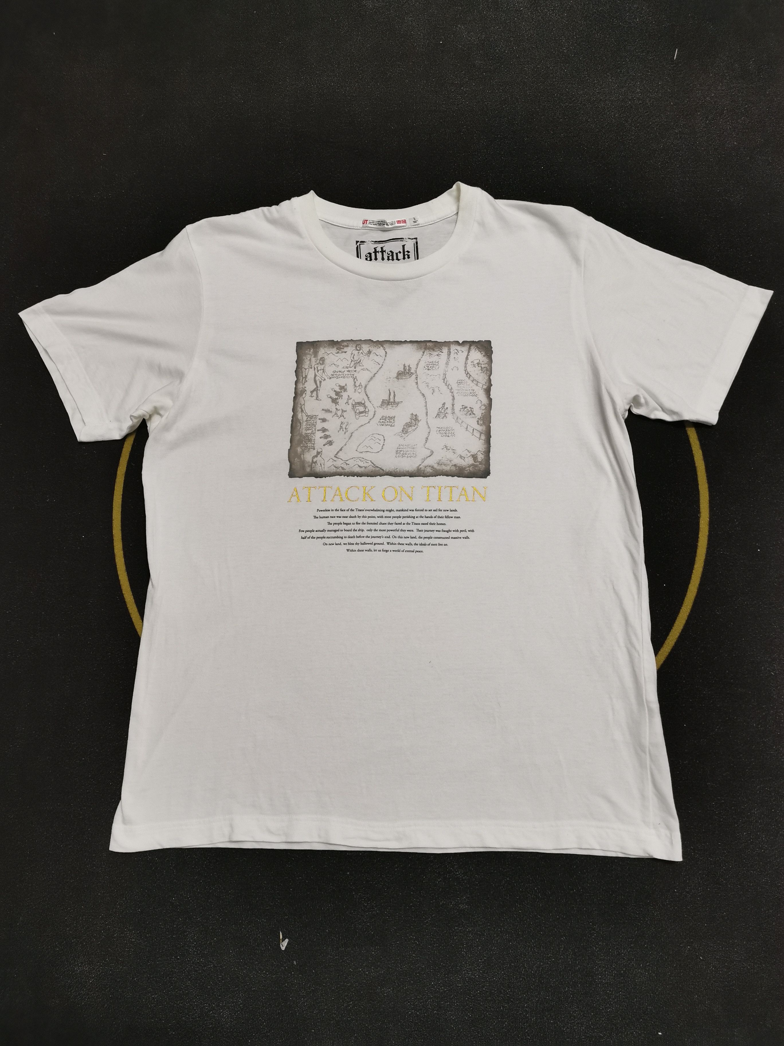 Uniqlo Attack Titan X Uniqlo T-Shirts, Hoodie, Sweatshirt