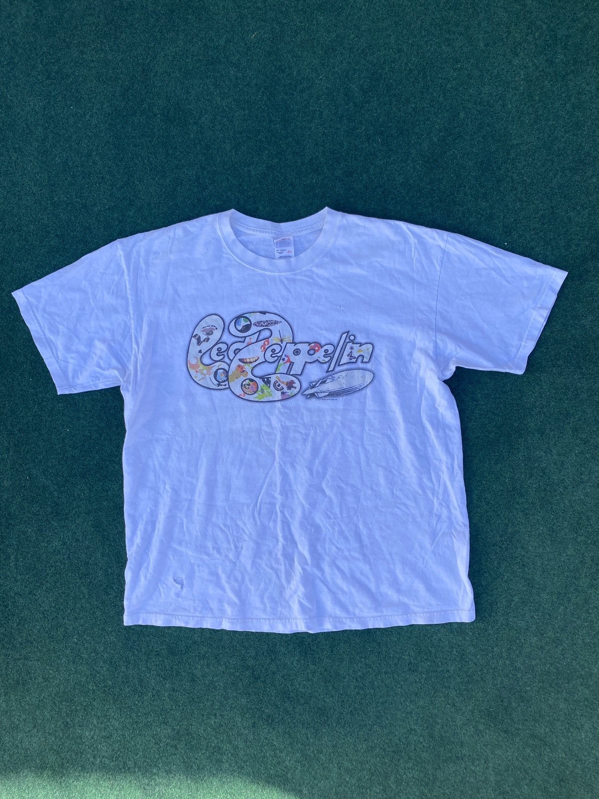 Led Zeppelin Vintage 2001 Made In U S A Led Zeppelin Iii Album Tee Hoodie, Sweatshirt | PodTeesHub.com
