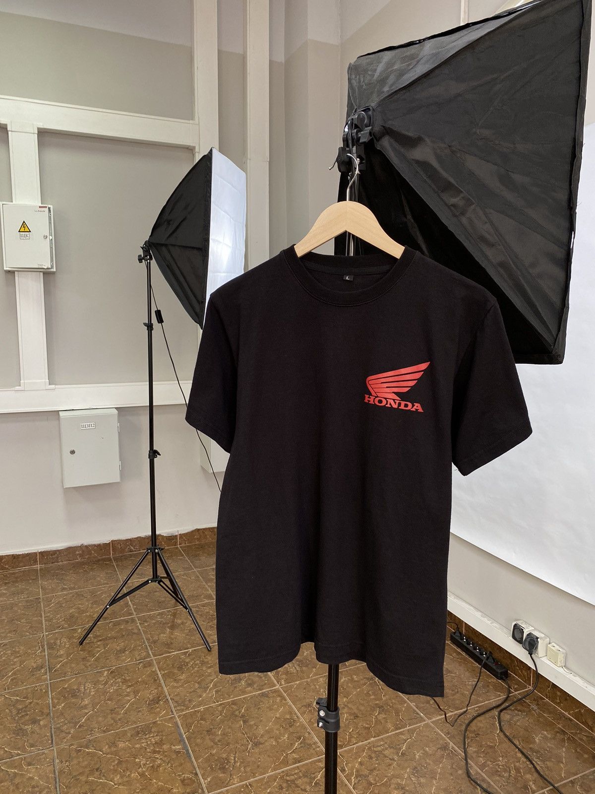 Vintage 90s Honda Daytona Shop T Shirt Rare Retro Hoodie, Sweatshirt | PodTeesHub.com