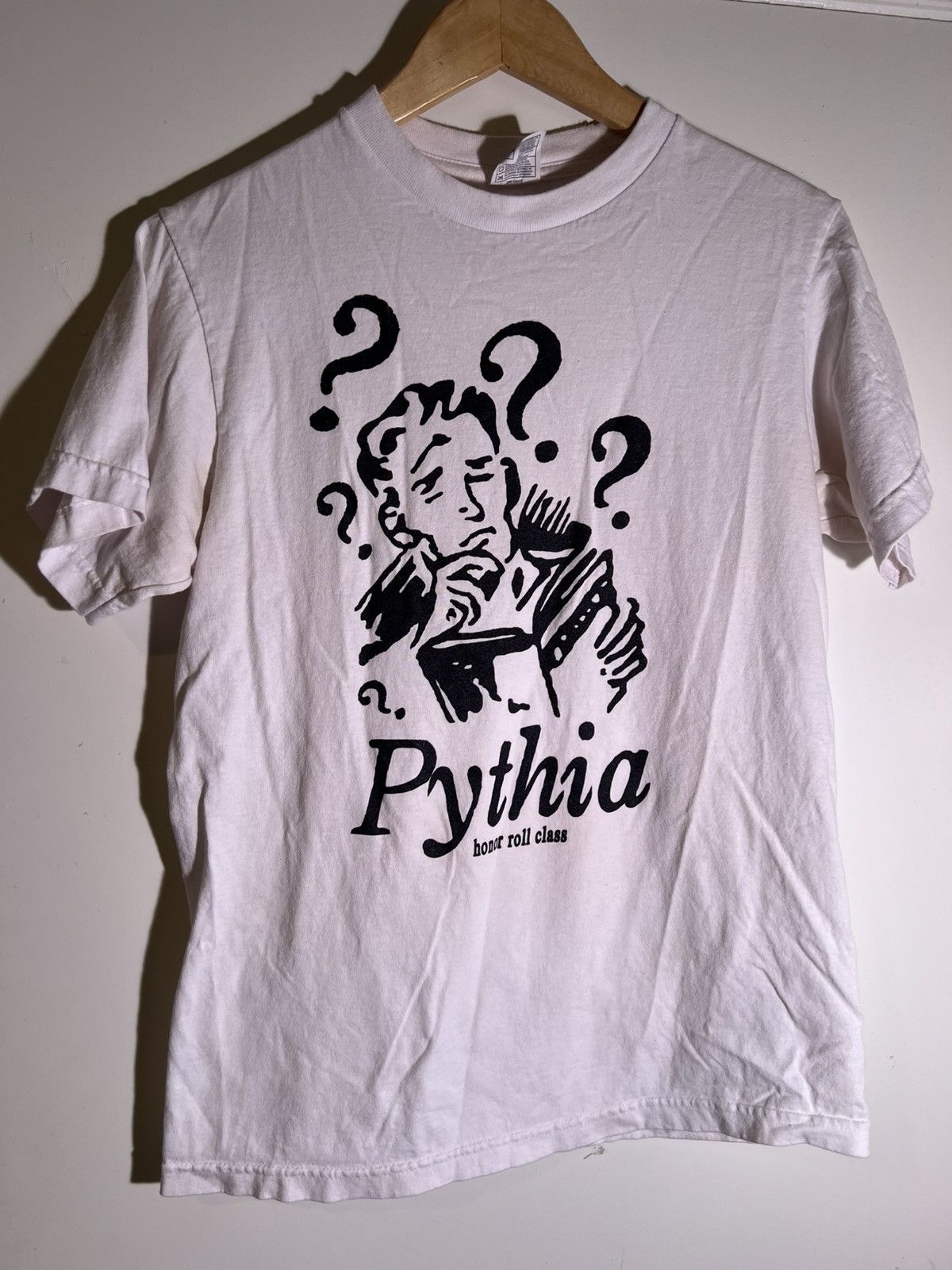 Vintage 90 S 2000 S Y2k Vtg Vintage Pythia Honor Class Retro T-Shirts, Hoodie, Sweatshirt