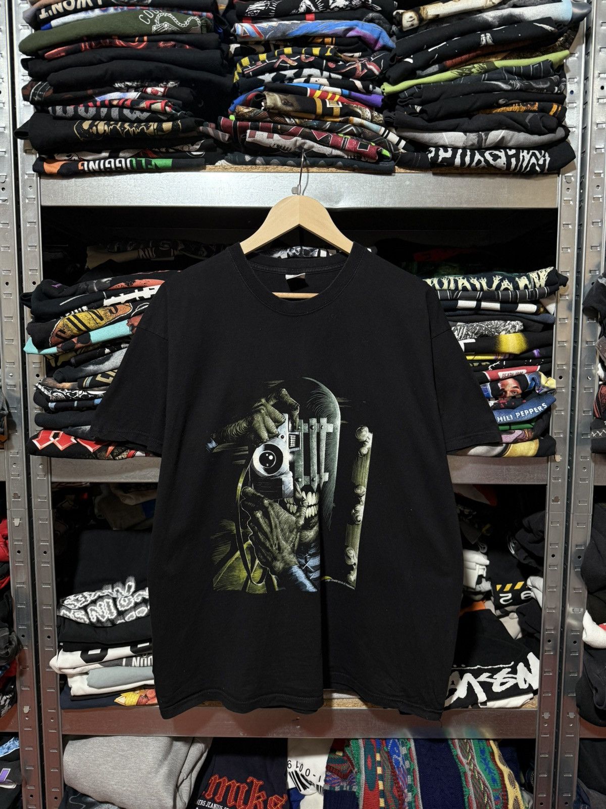 Vintage 2000 S Judge Dredd Rebellion Videogame T Shirt Hoodie, Sweatshirt | PodTeesHub.com