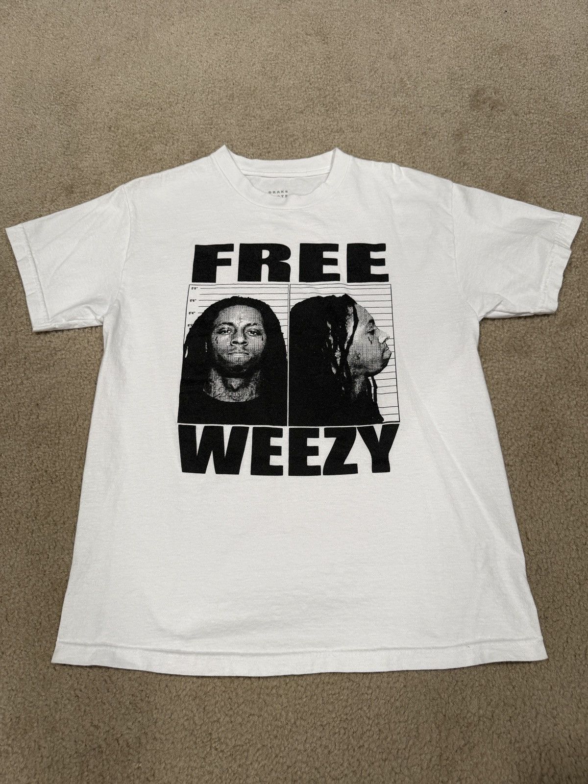 Drake Drakerelated Free Weezy T Shirt Medium Hoodie, Sweatshirt | PodTeesHub.com