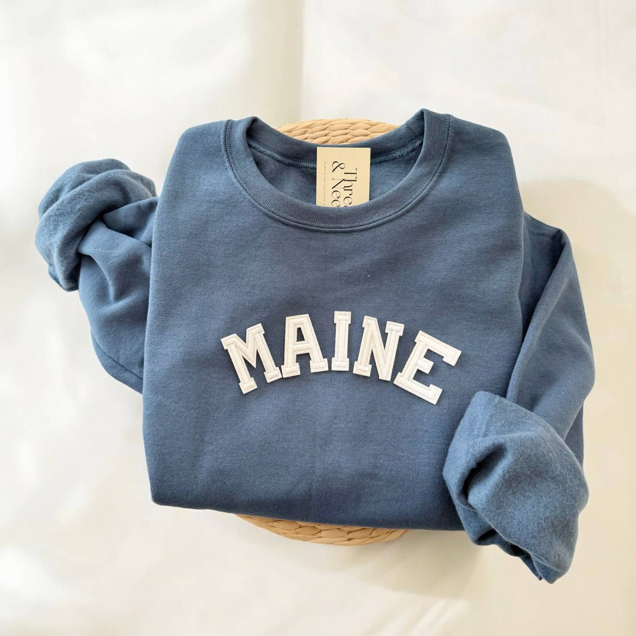 Maine Sweatshirt, New England Massachusetts Sweatshirt T-Shirts, Hoodie | PodTeesHub.com